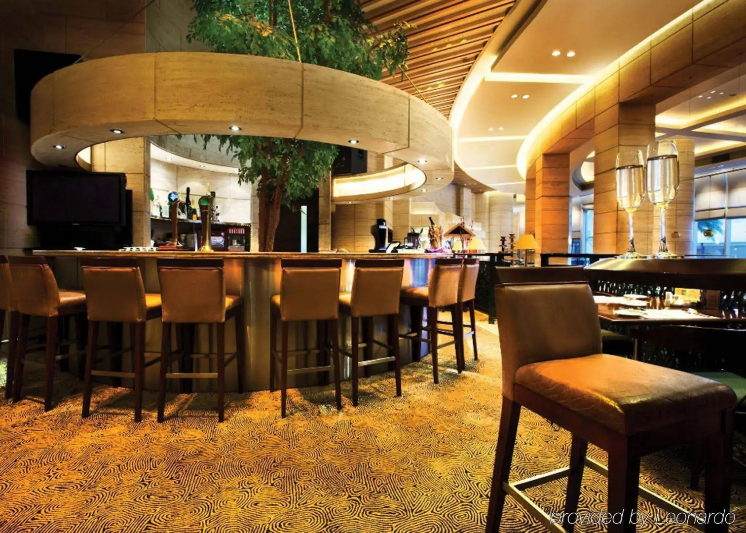 Harbour Plaza Metropolis