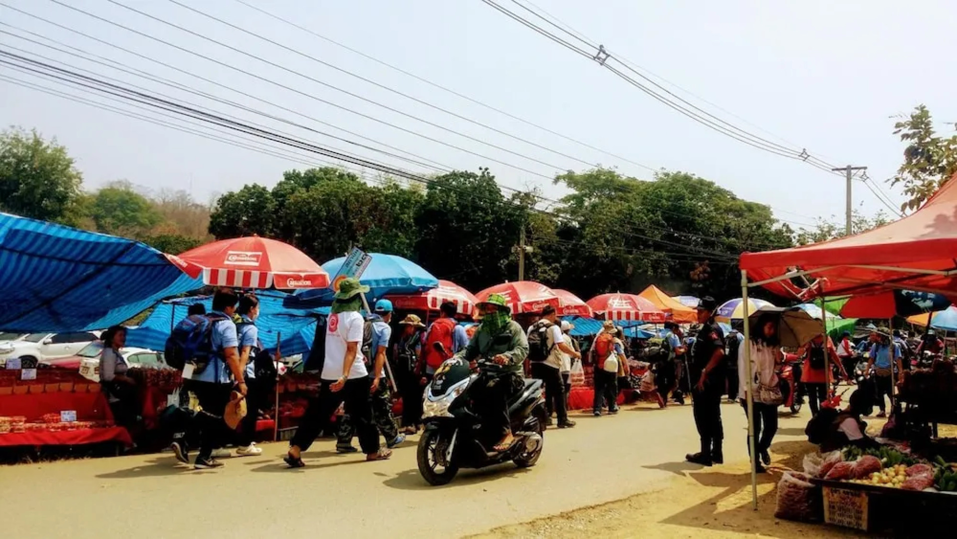 Mae Klang Ban yen hill