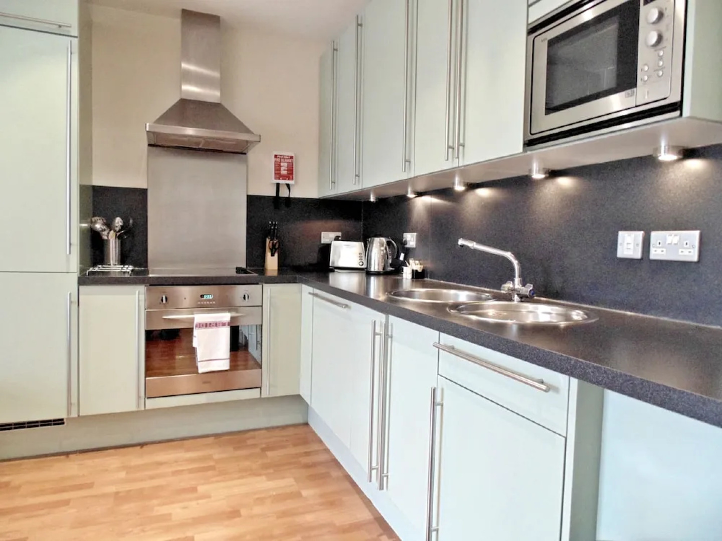 Still Life Tower Hill Executive