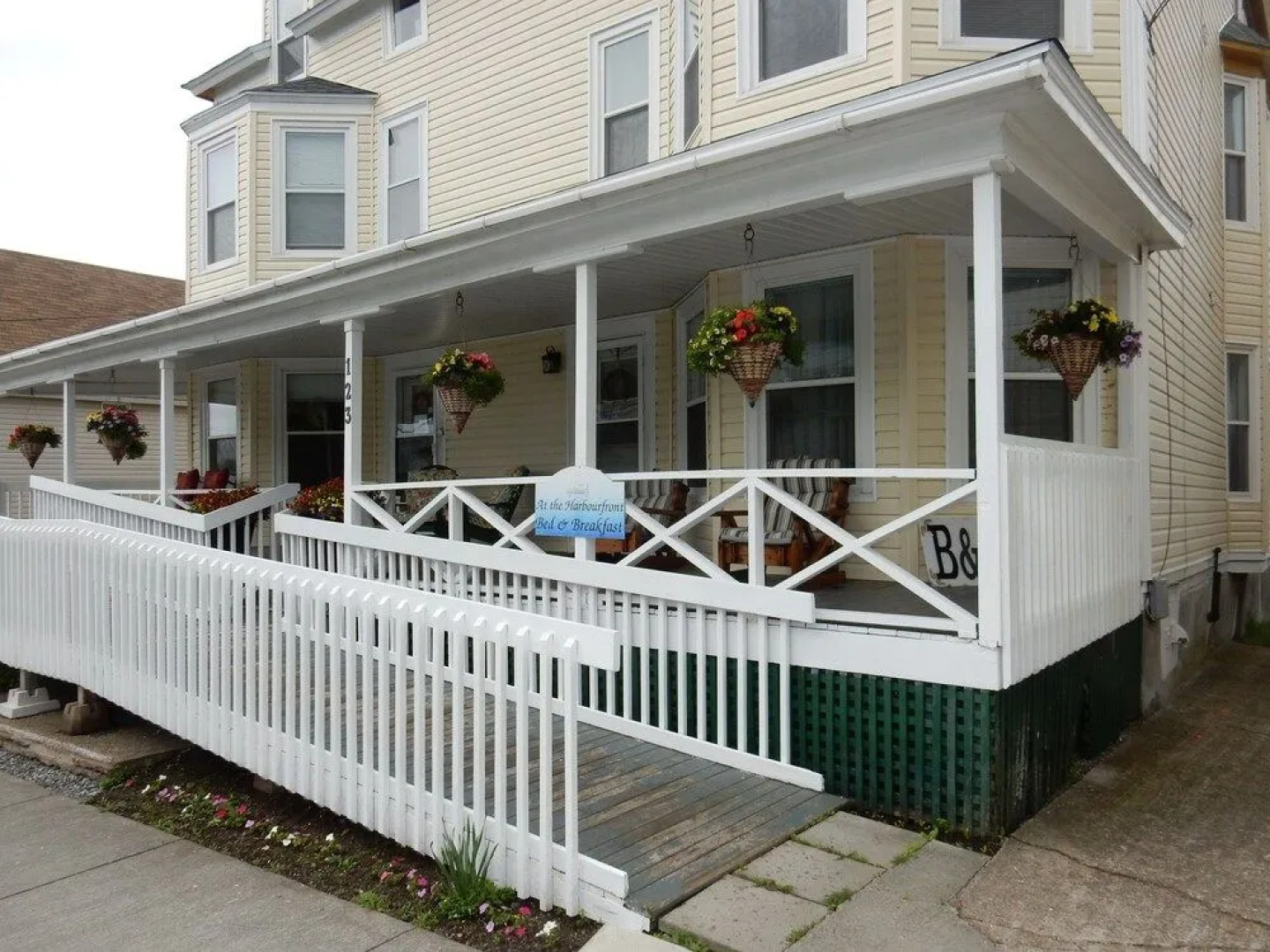 At The Harbourfront B&B