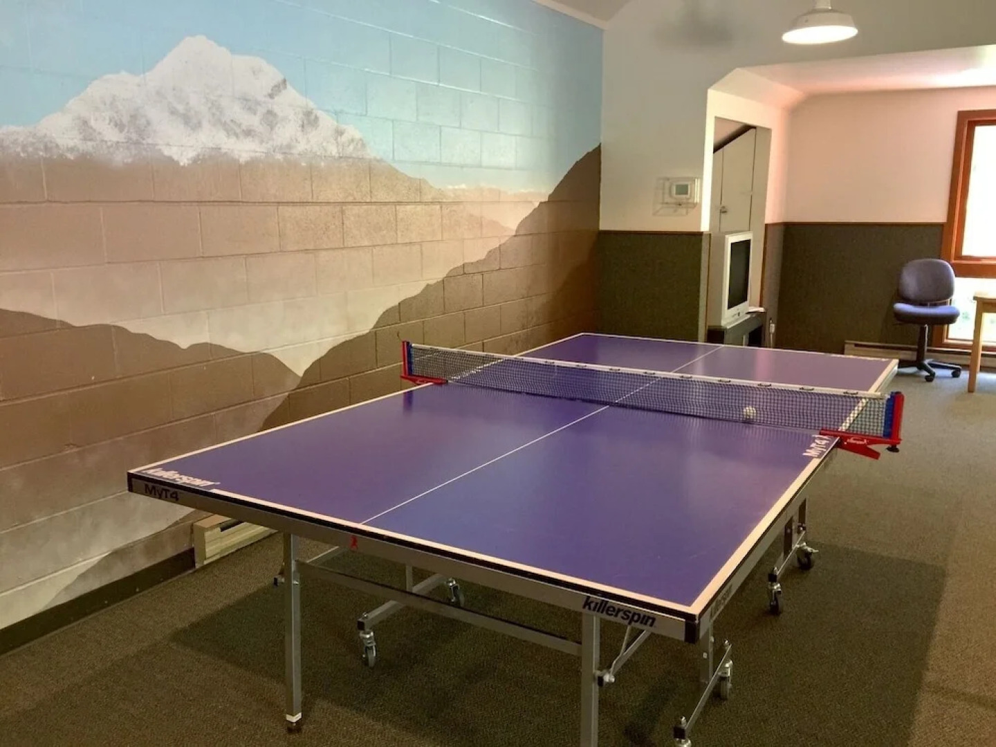 59sw - Fireplace - Dishwasher - Washer/dryer - Sleeps 6 2 Bedroom Home by RedAwning