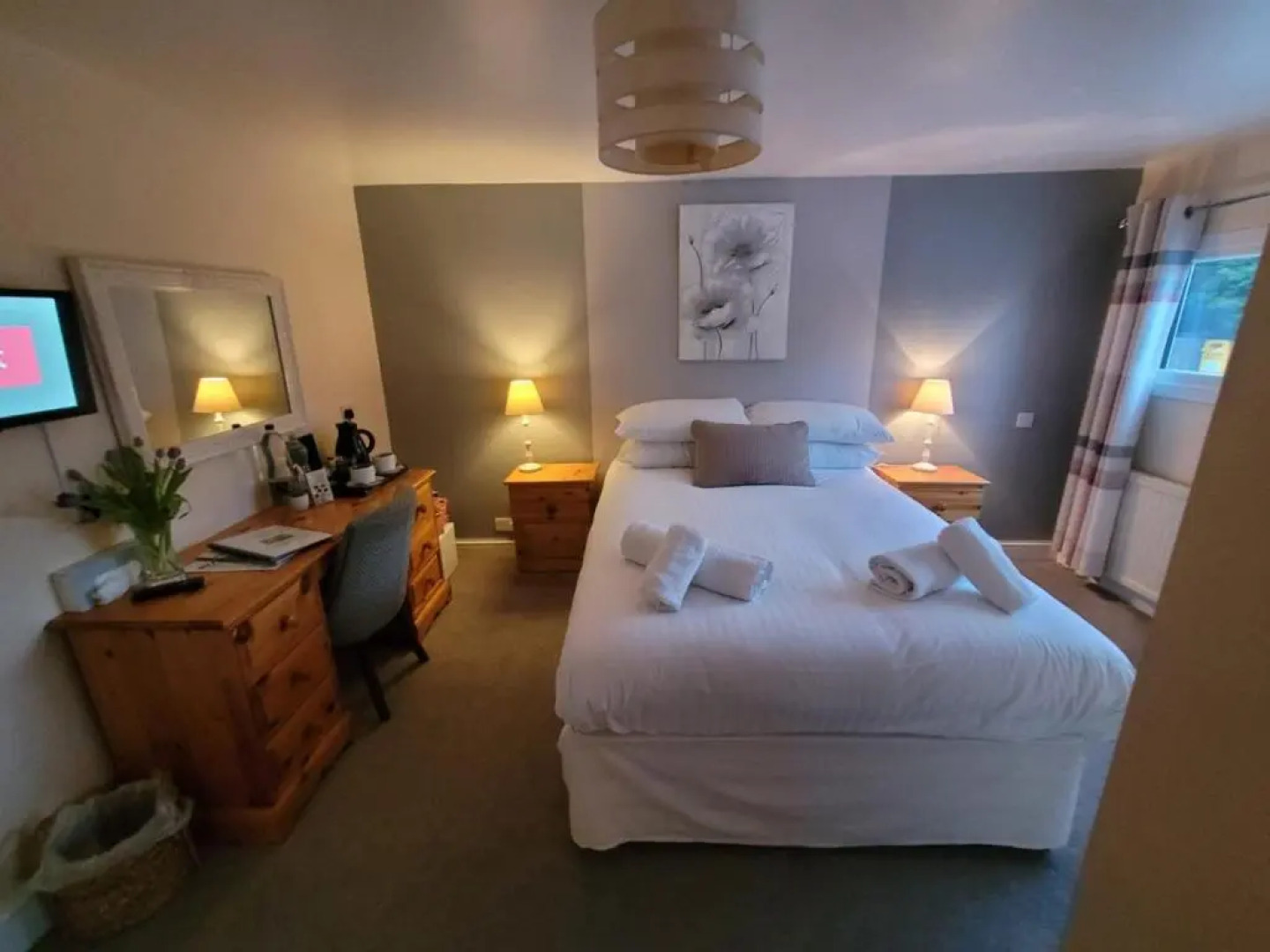 Chequers Country Inn