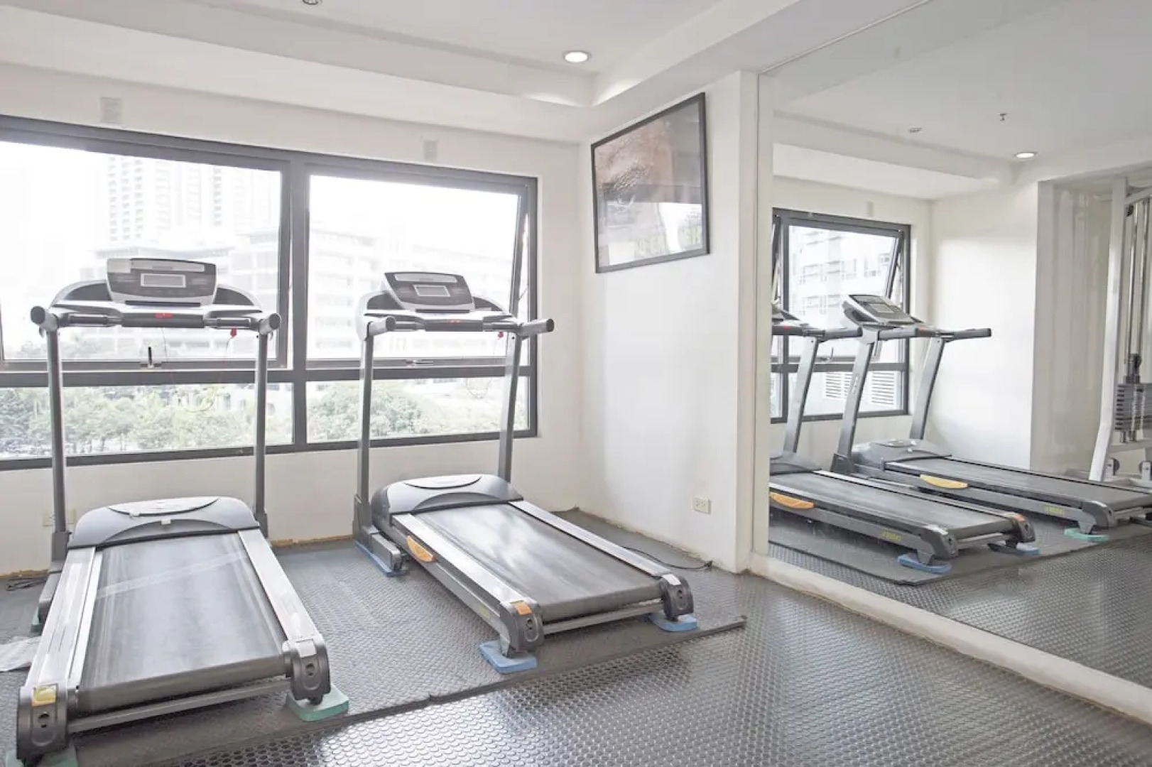 Indigo Manila Apartment @ ADB