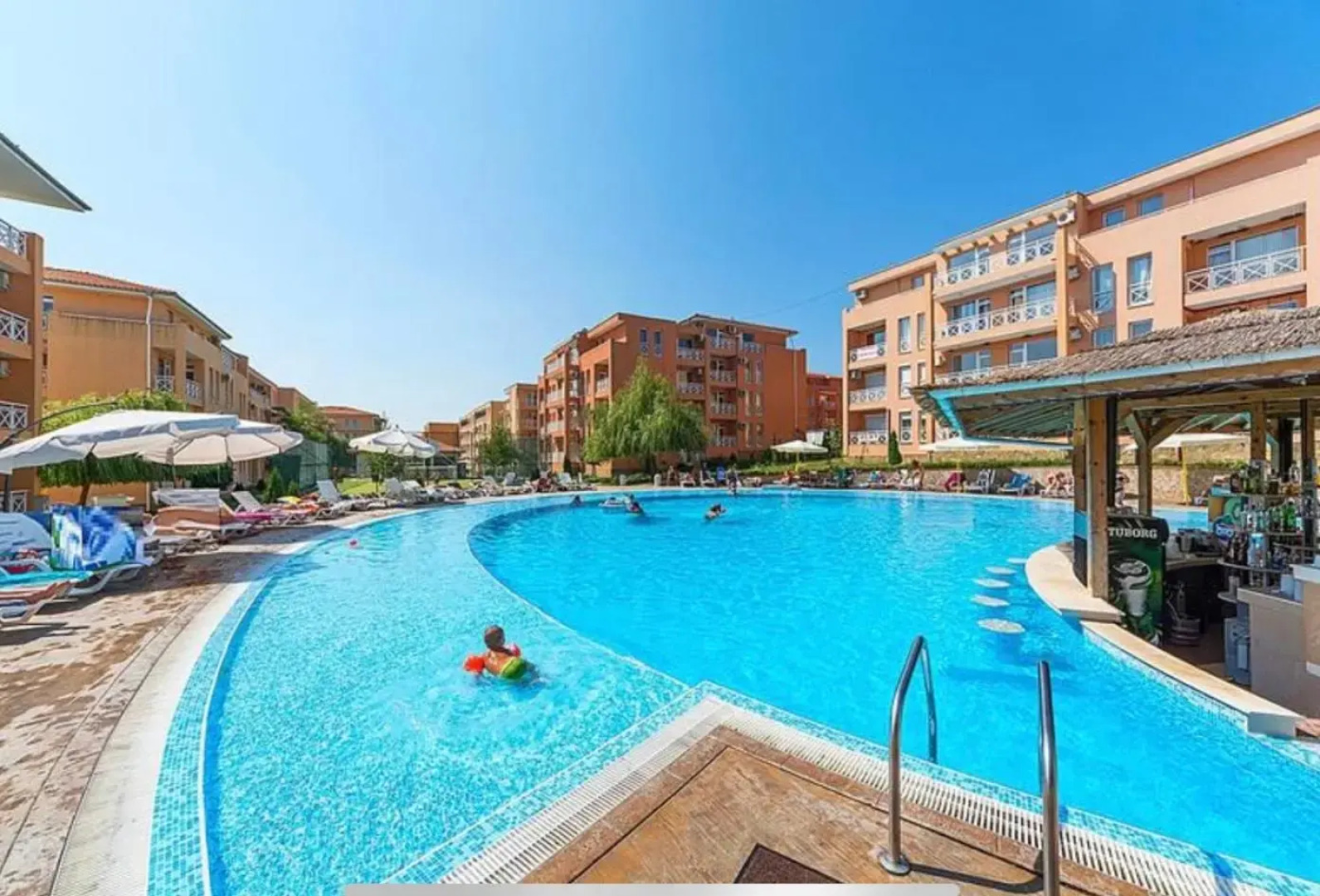 Sunny Day 6 Apartment