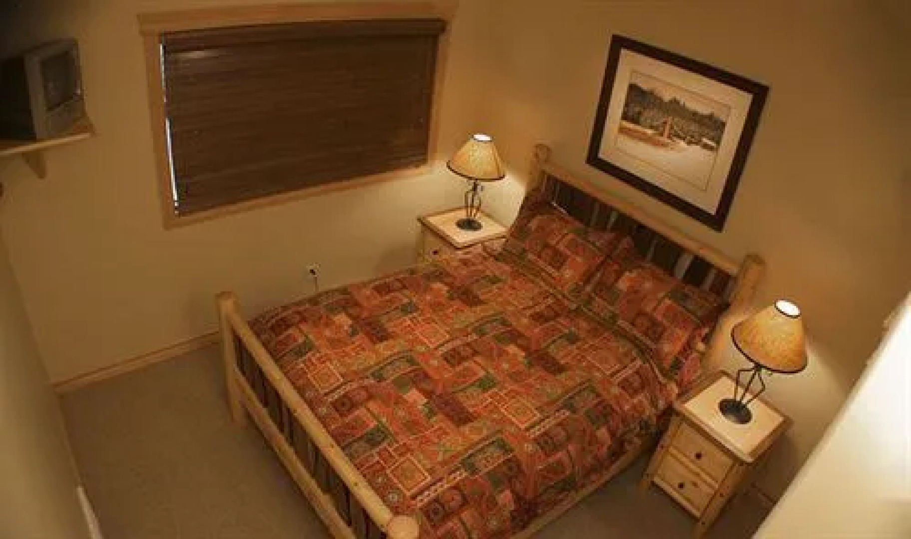 Sullivan Stone Lodge