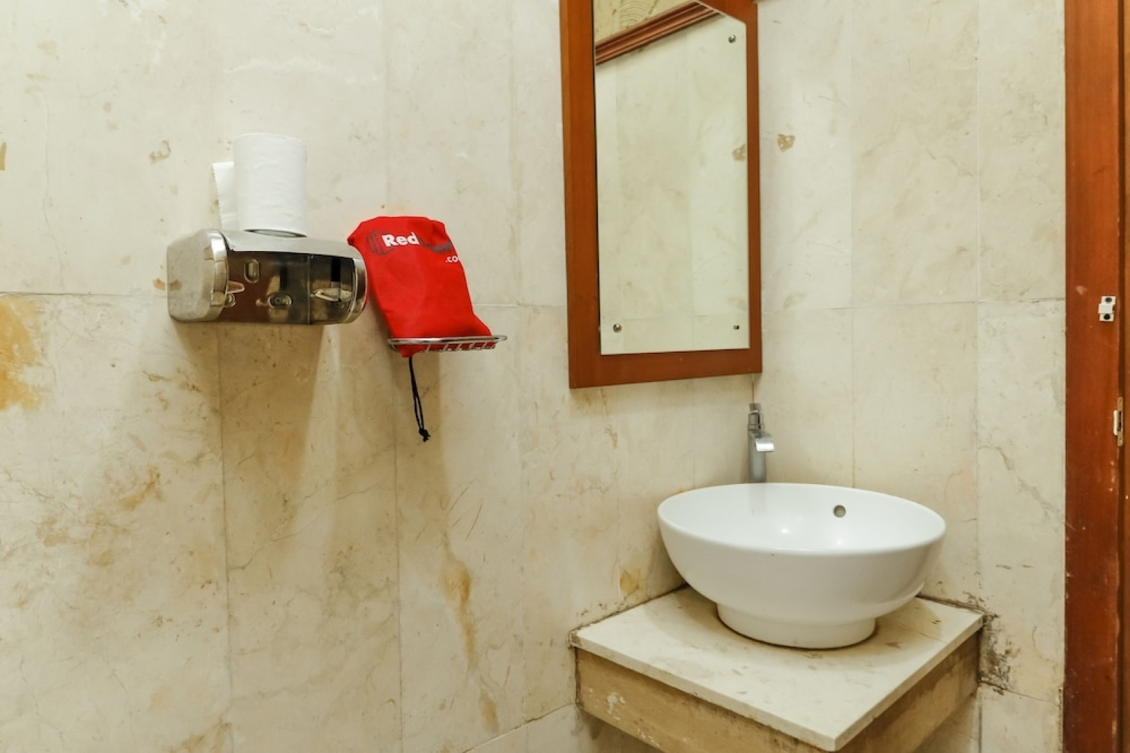 RedDoorz @ Desa Cijulang Sentul