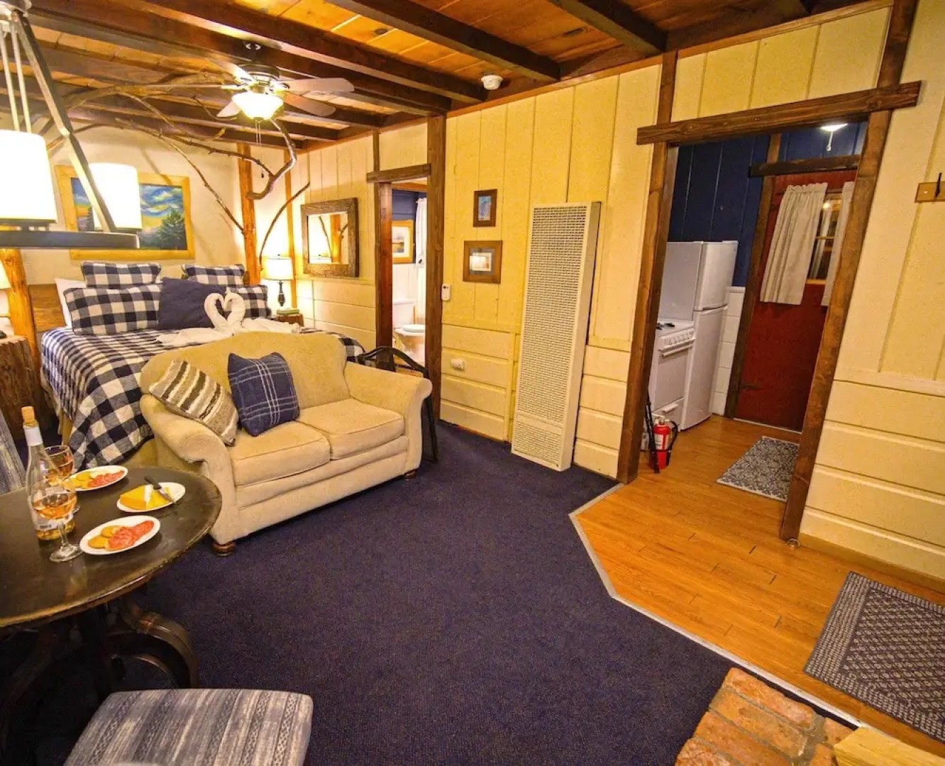 Arrowhead Pine Rose Cabins