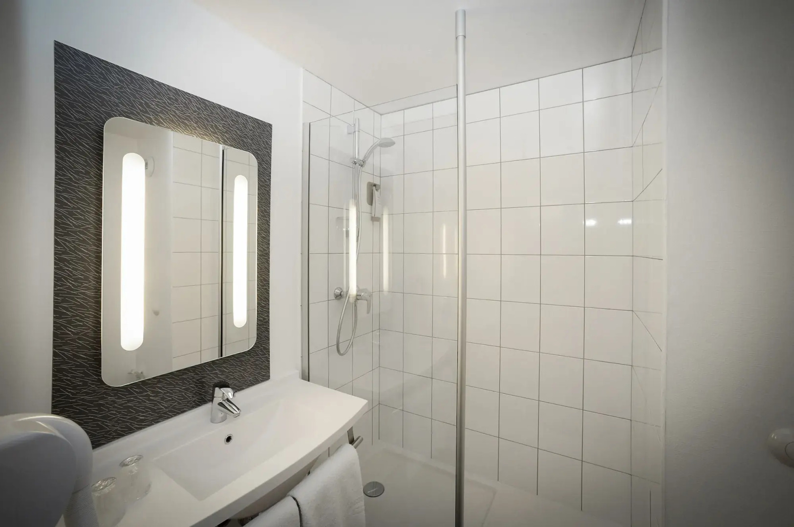 ibis Saint Lo La Chevalerie