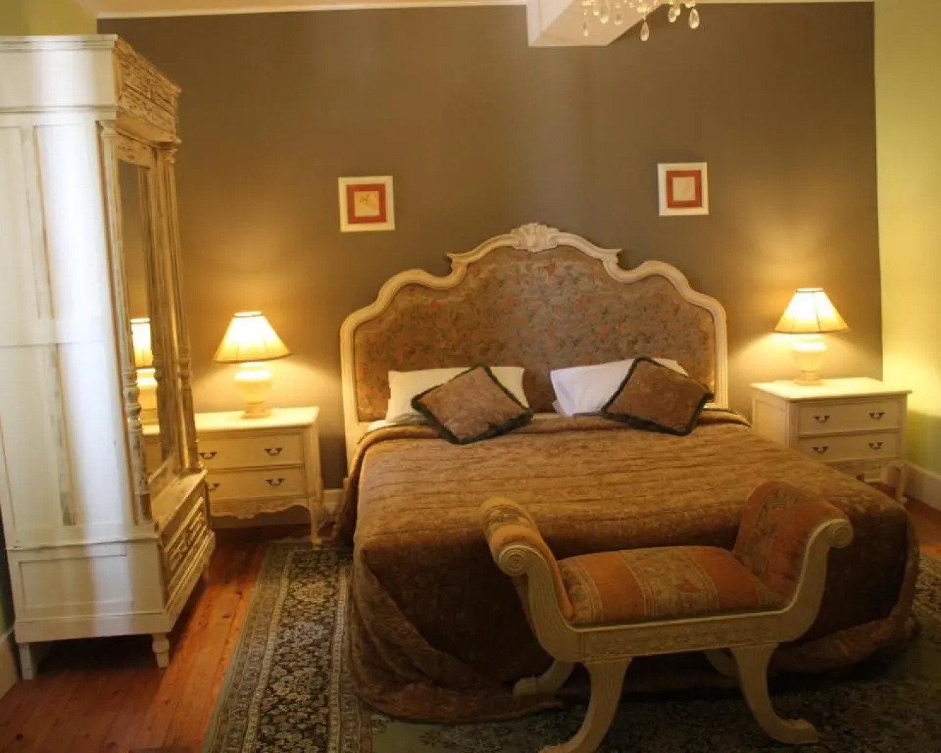 L'Entrée Chambres et Table d'Hôtes