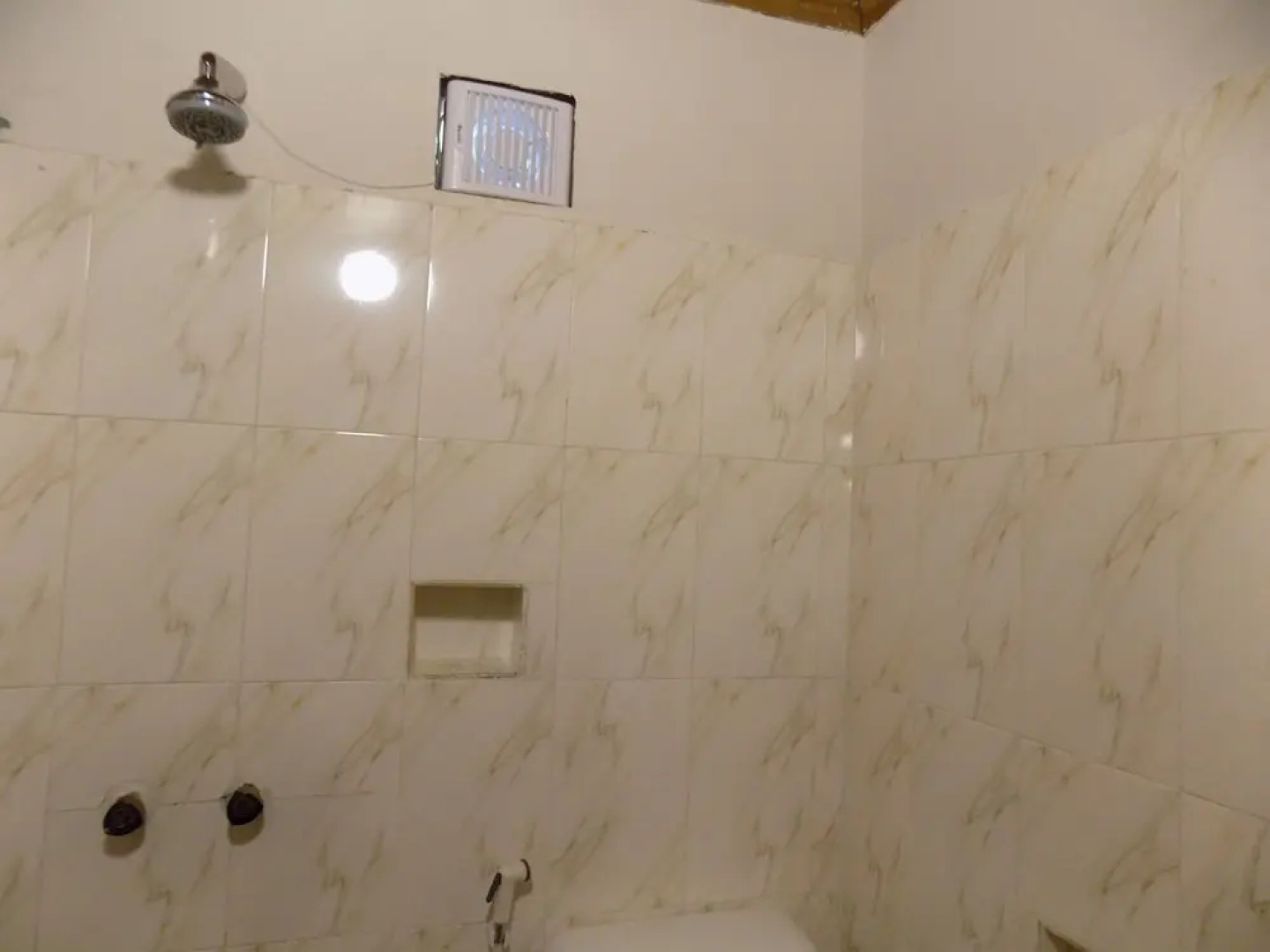 Posh Apartments Bussiness Hotel