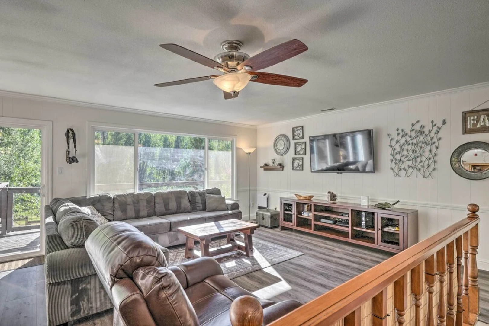 Furnished Deck & Nat'l Forest Views: Arnold Cabin