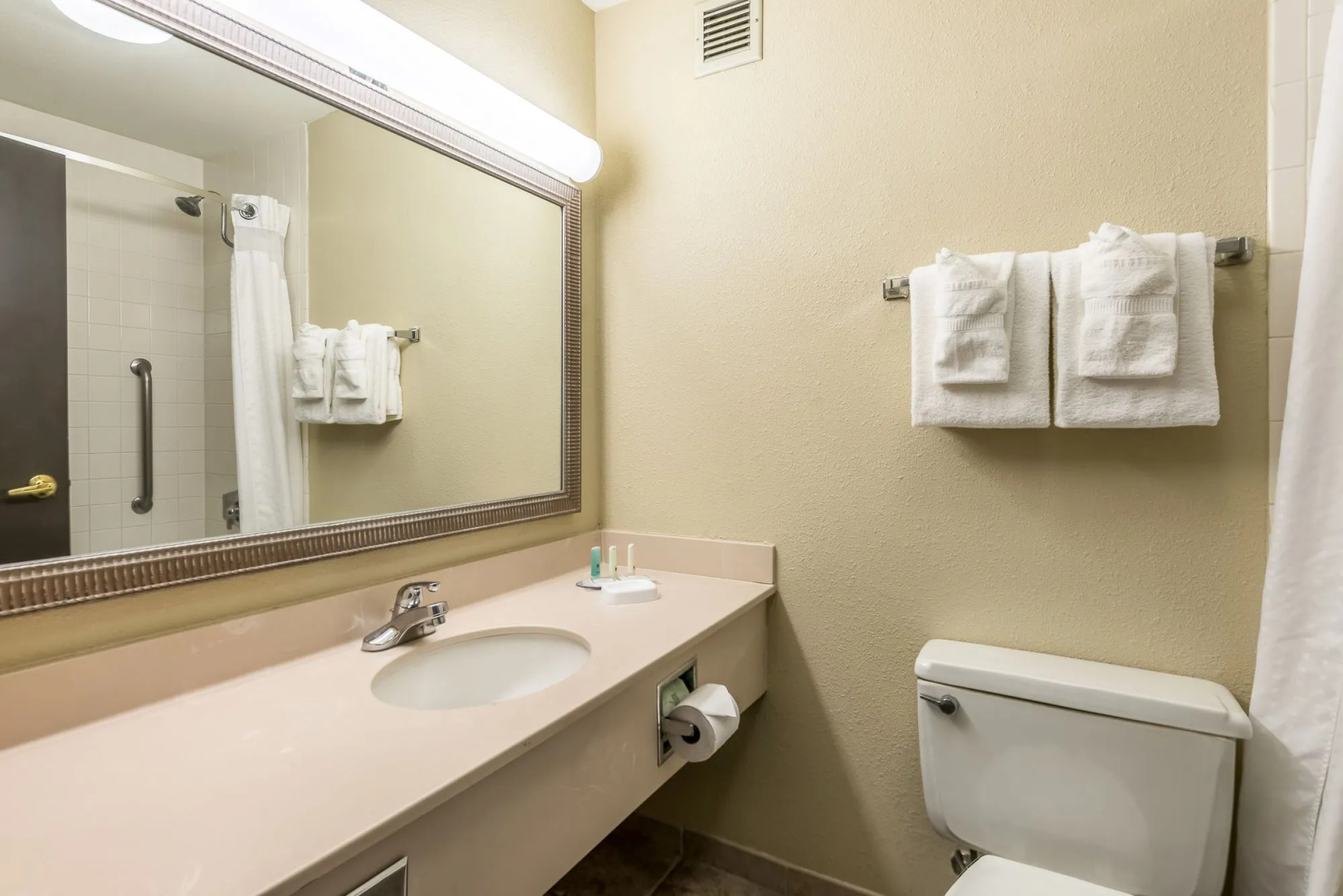 Clarion Hotel - Cincinnati North