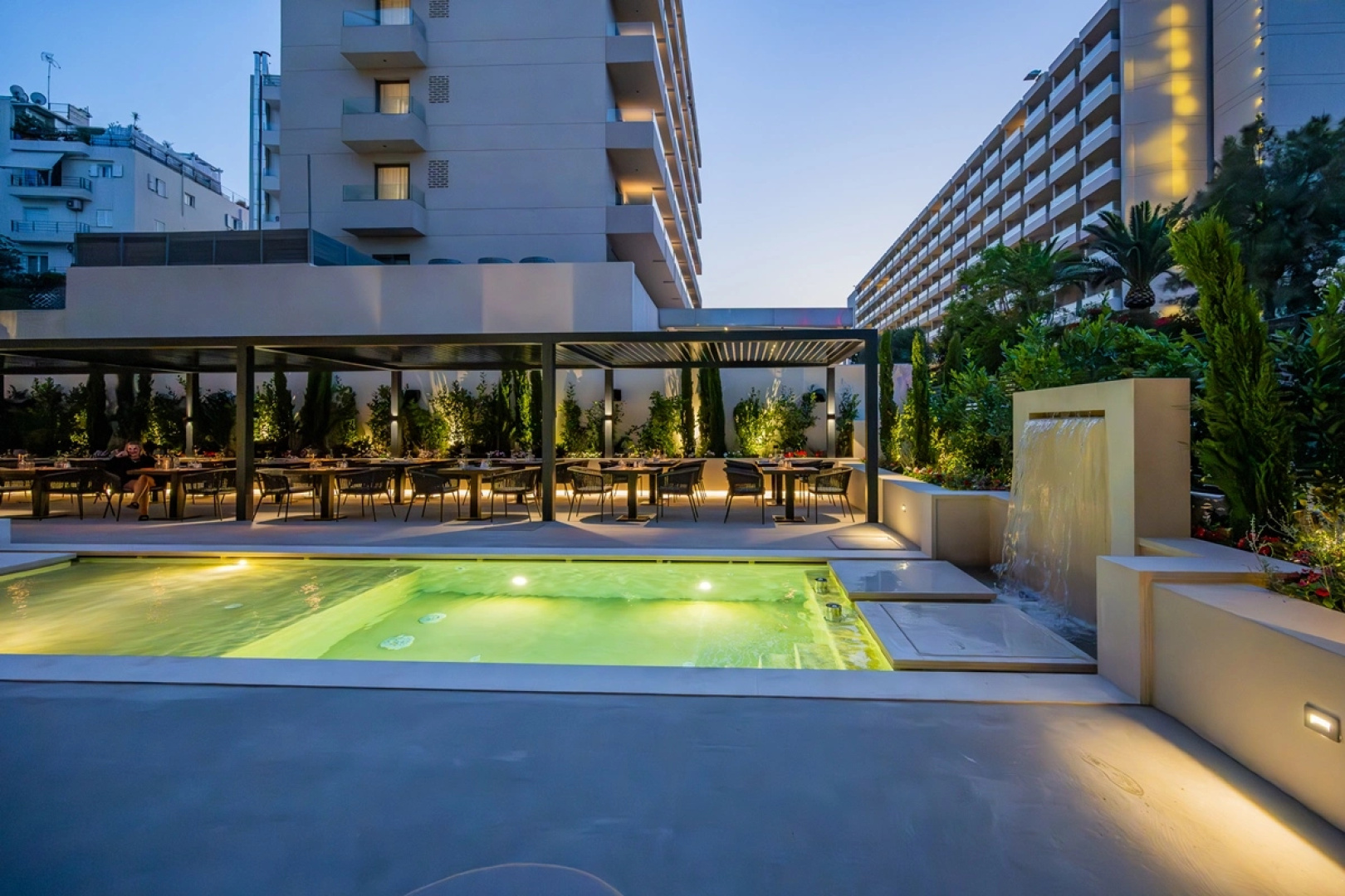 Divani Escape- Adults only
