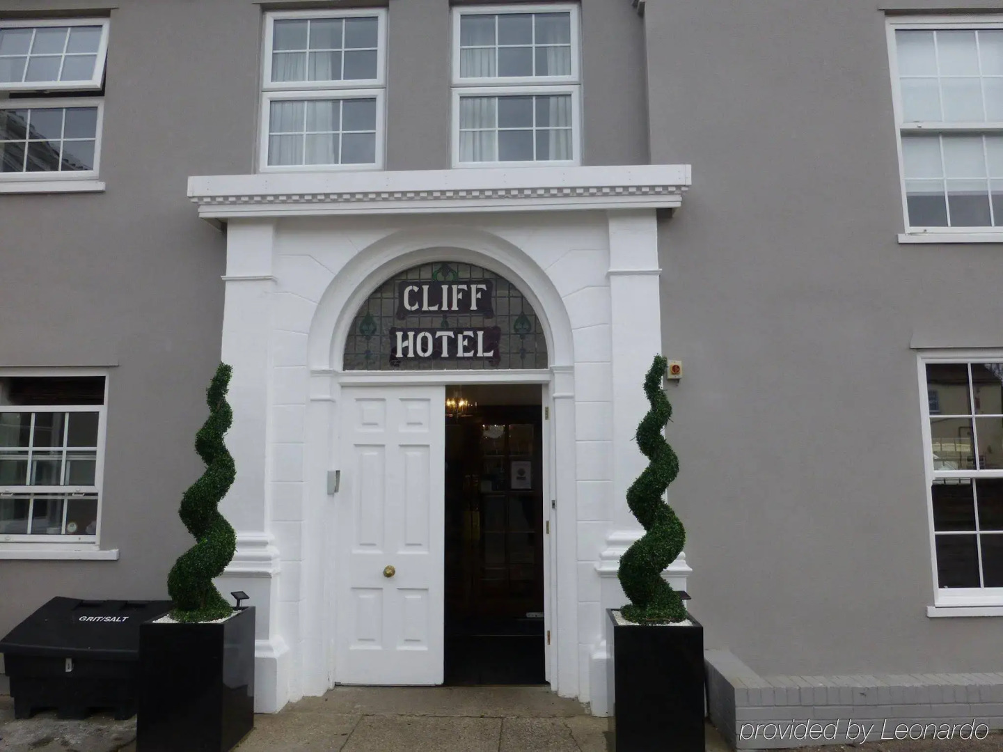 The Cliff Hotel