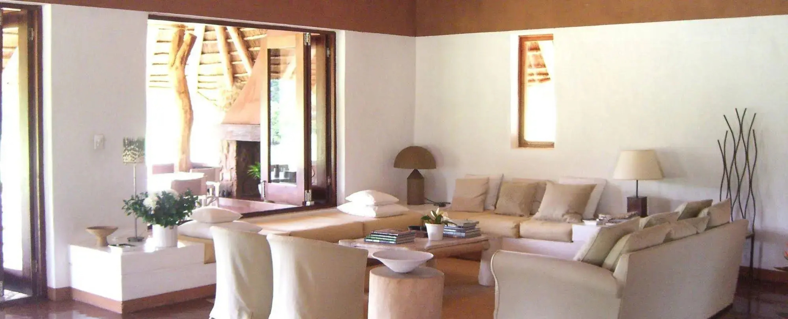 Zebras Crossing Lodge