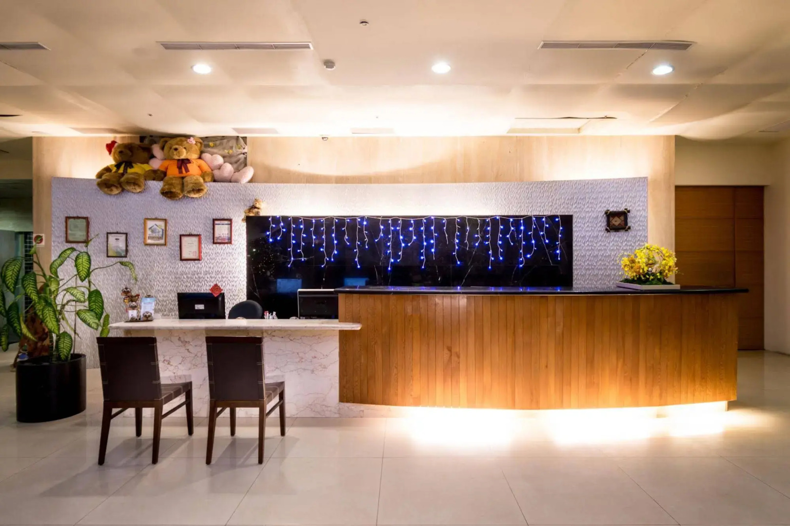 CRYSTAL RESORT - European Villa