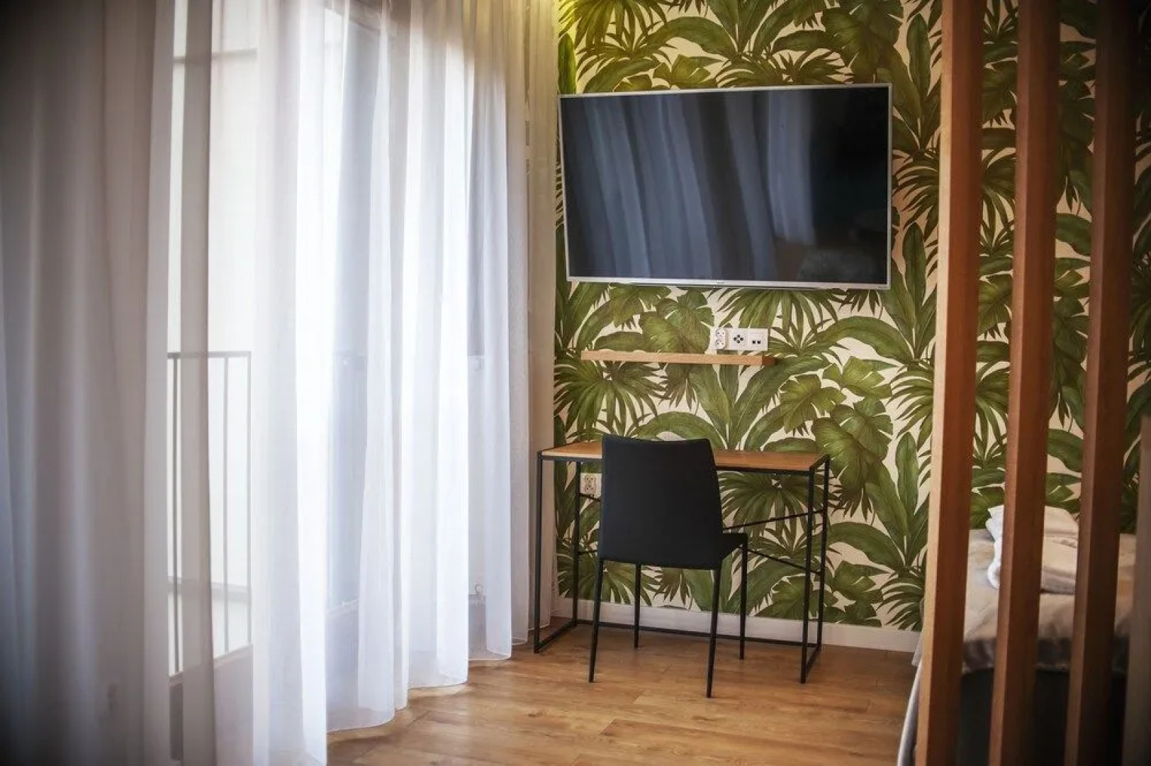 Jacuzzi Glass-House Central Station