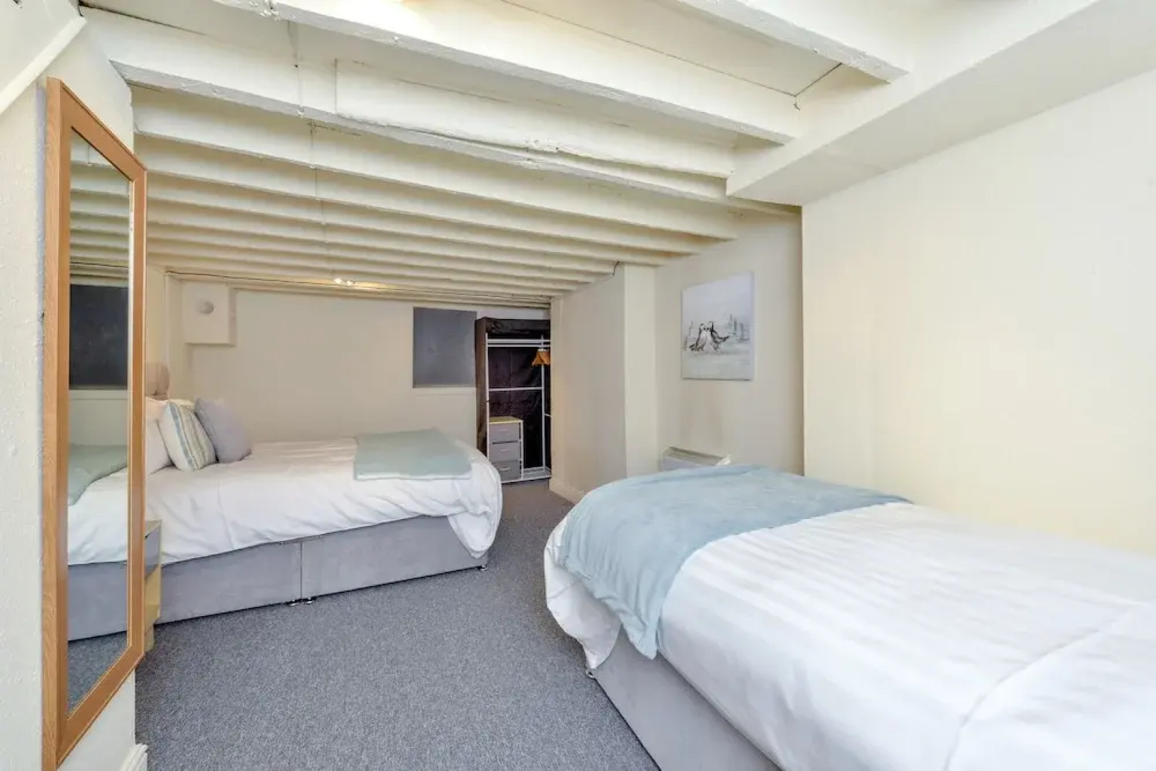 7 Scotgate by Vose Nights