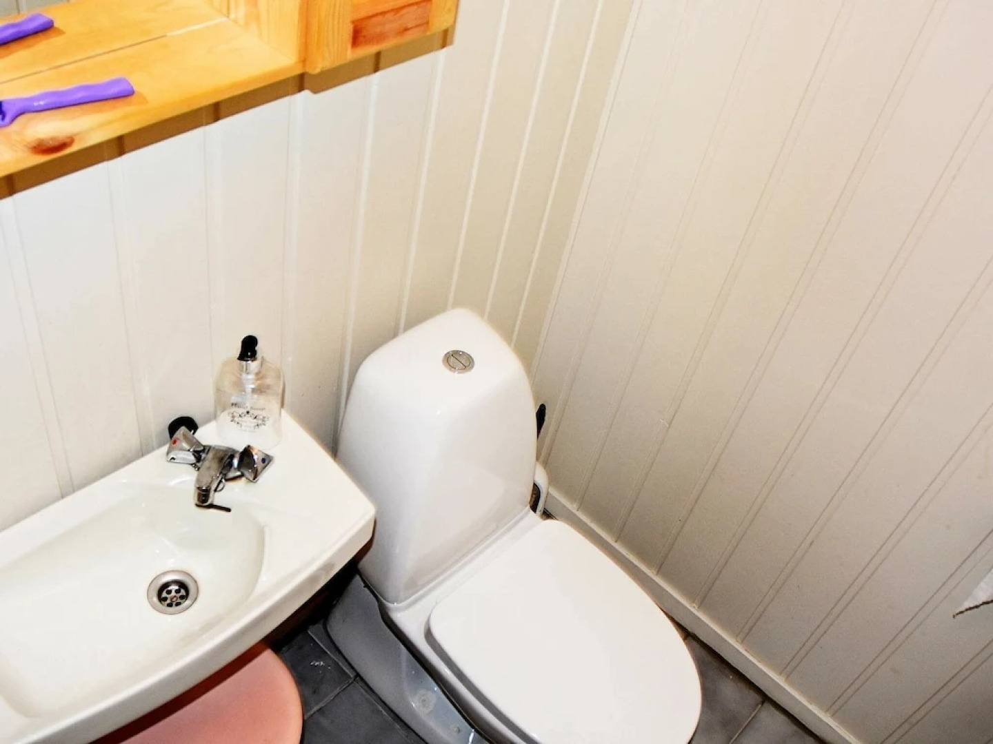 10 Person Holiday Home in Farstad