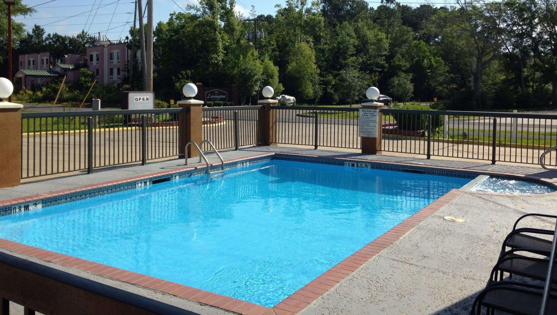 Econo Lodge Inn & Suites Ocean Springs - Biloxi