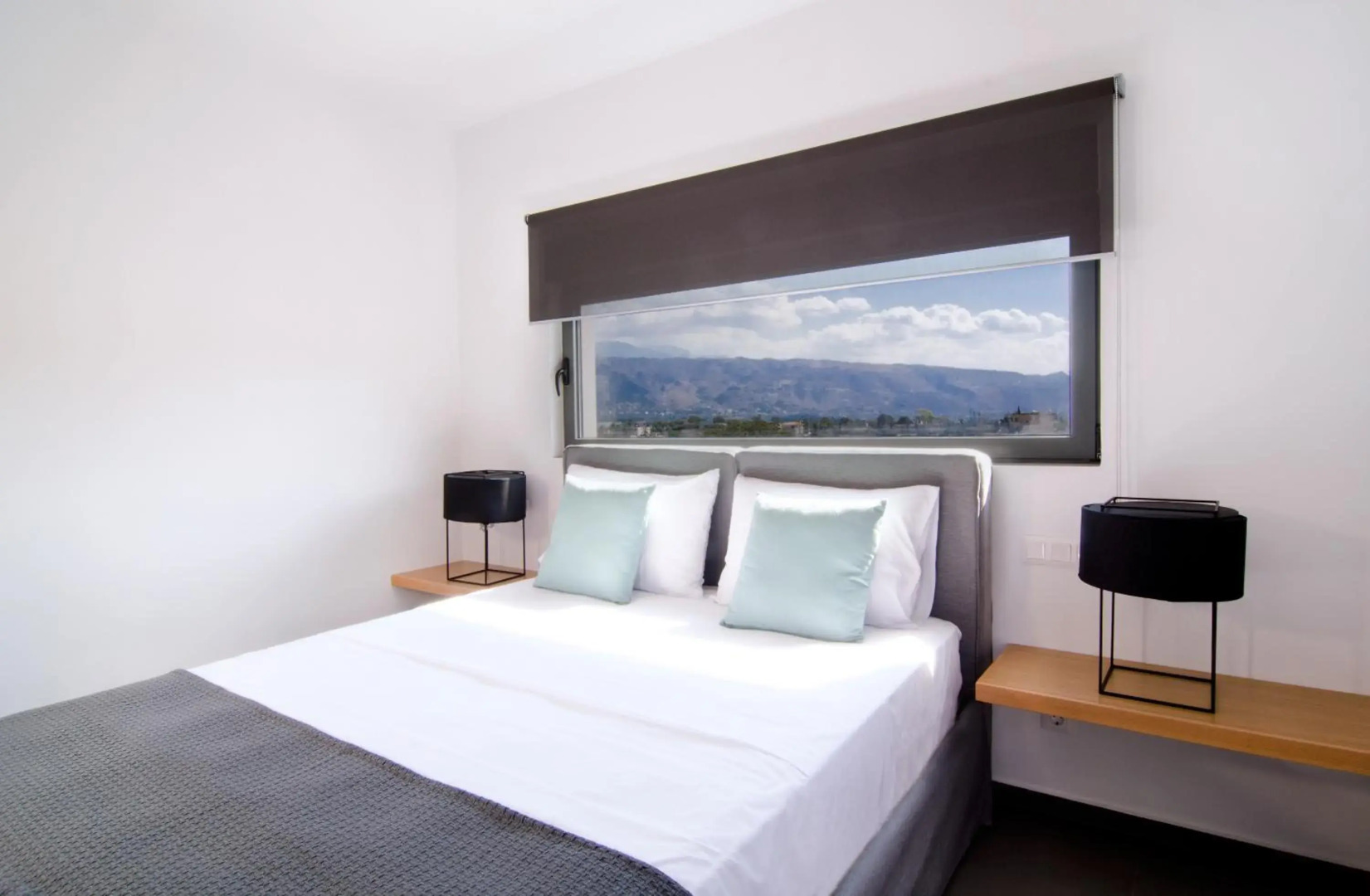 Seametry Luxury Living Apartments Adults Only