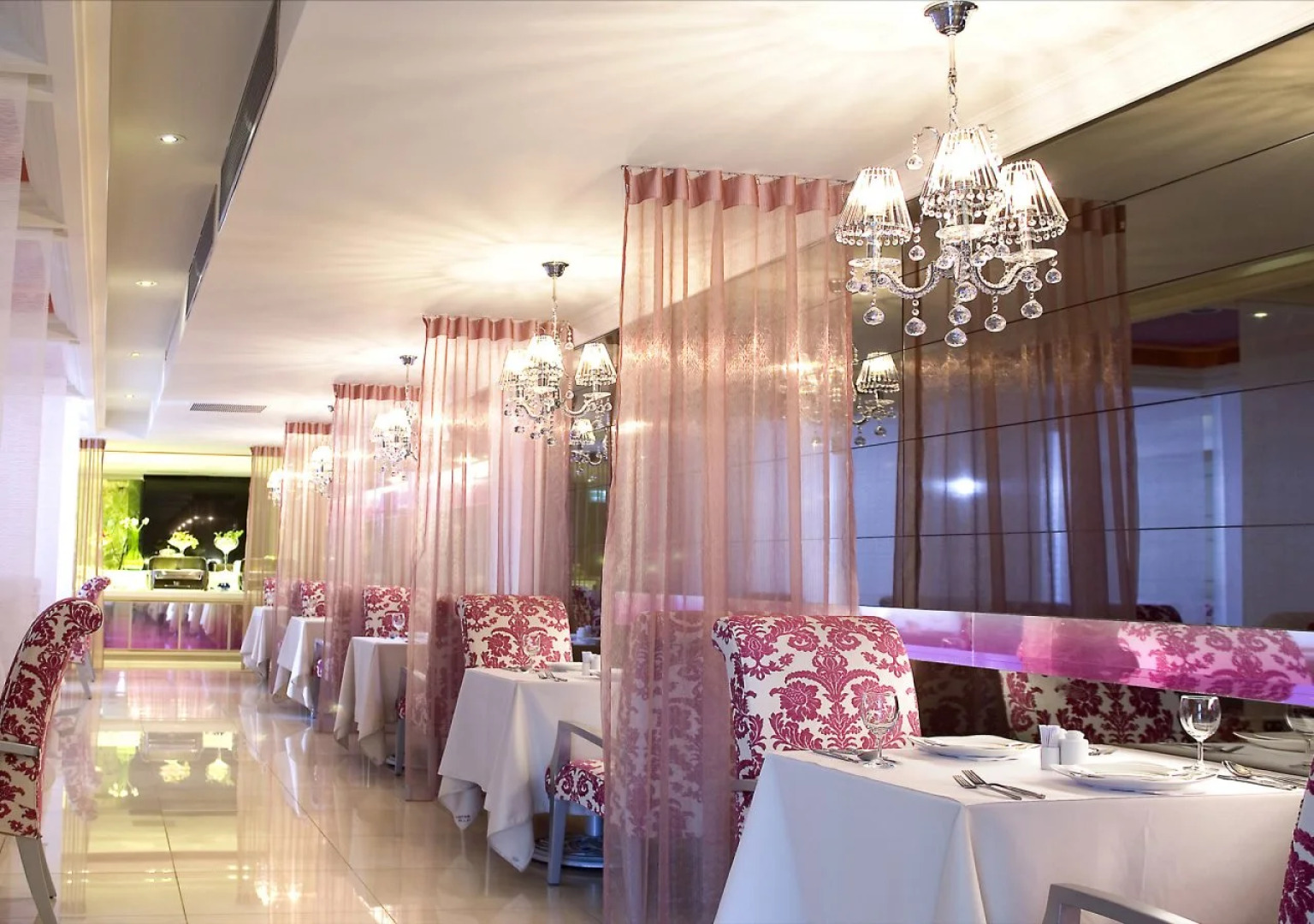 Yes Motel City Resort Paradise