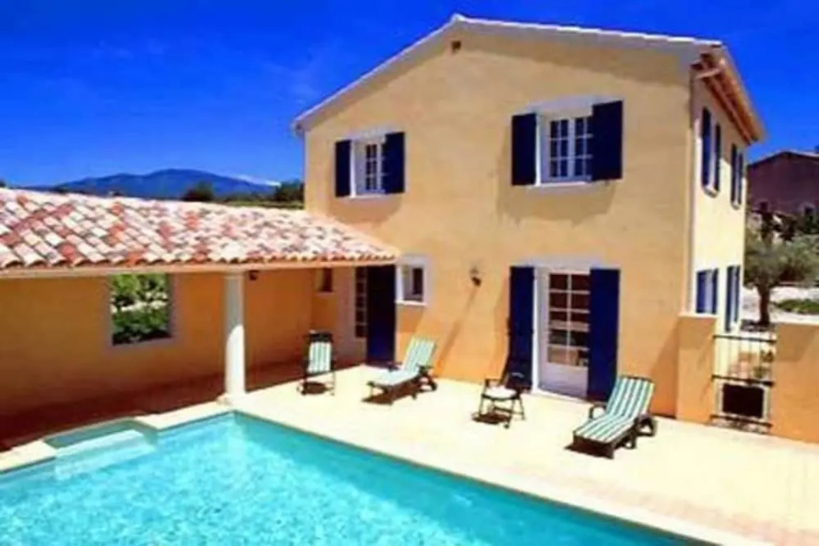 House With 3 Bedrooms in Saint-pierre-de-vassols, With Private Pool, E