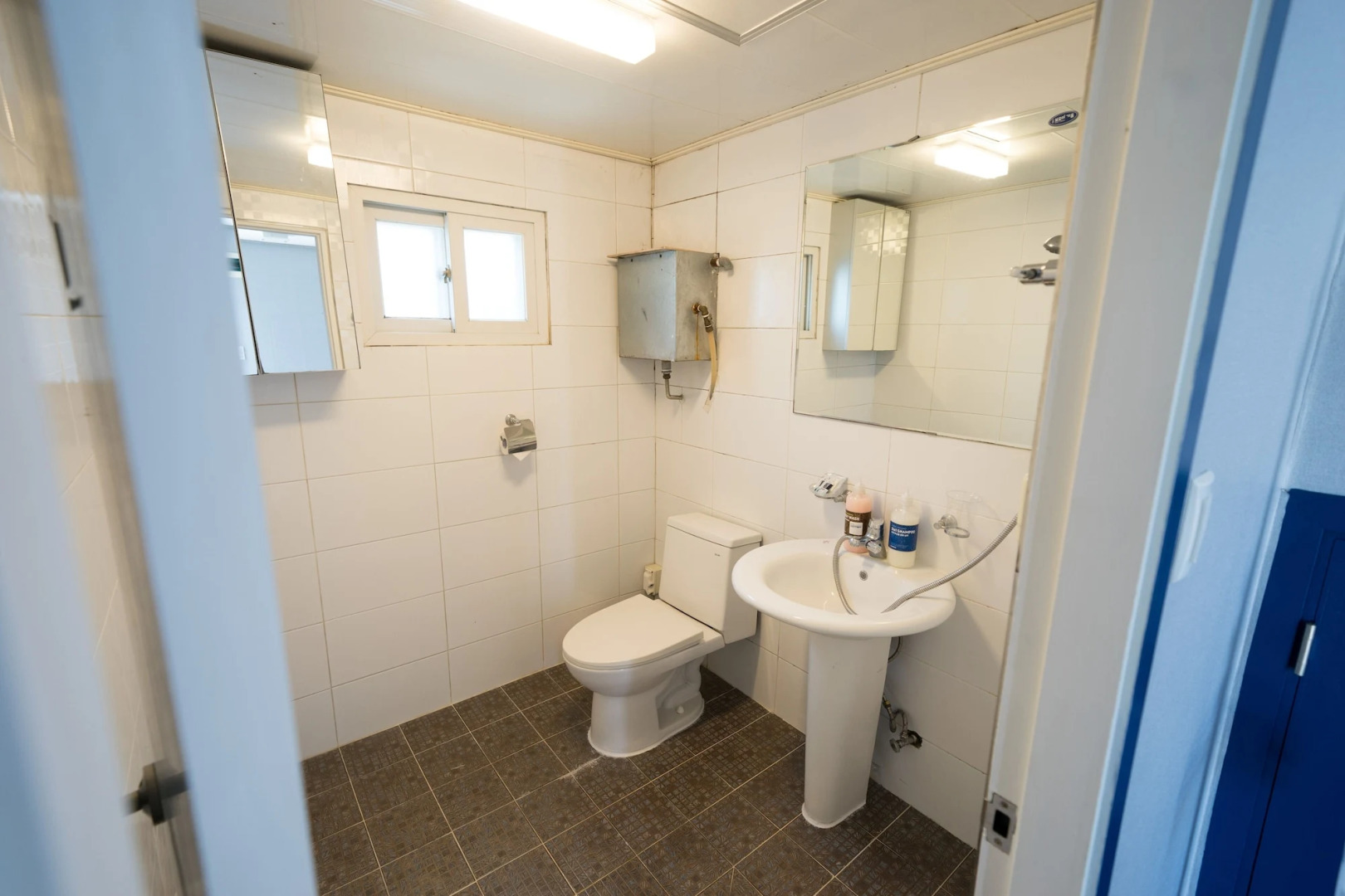 Beewon Guest House - Hostel