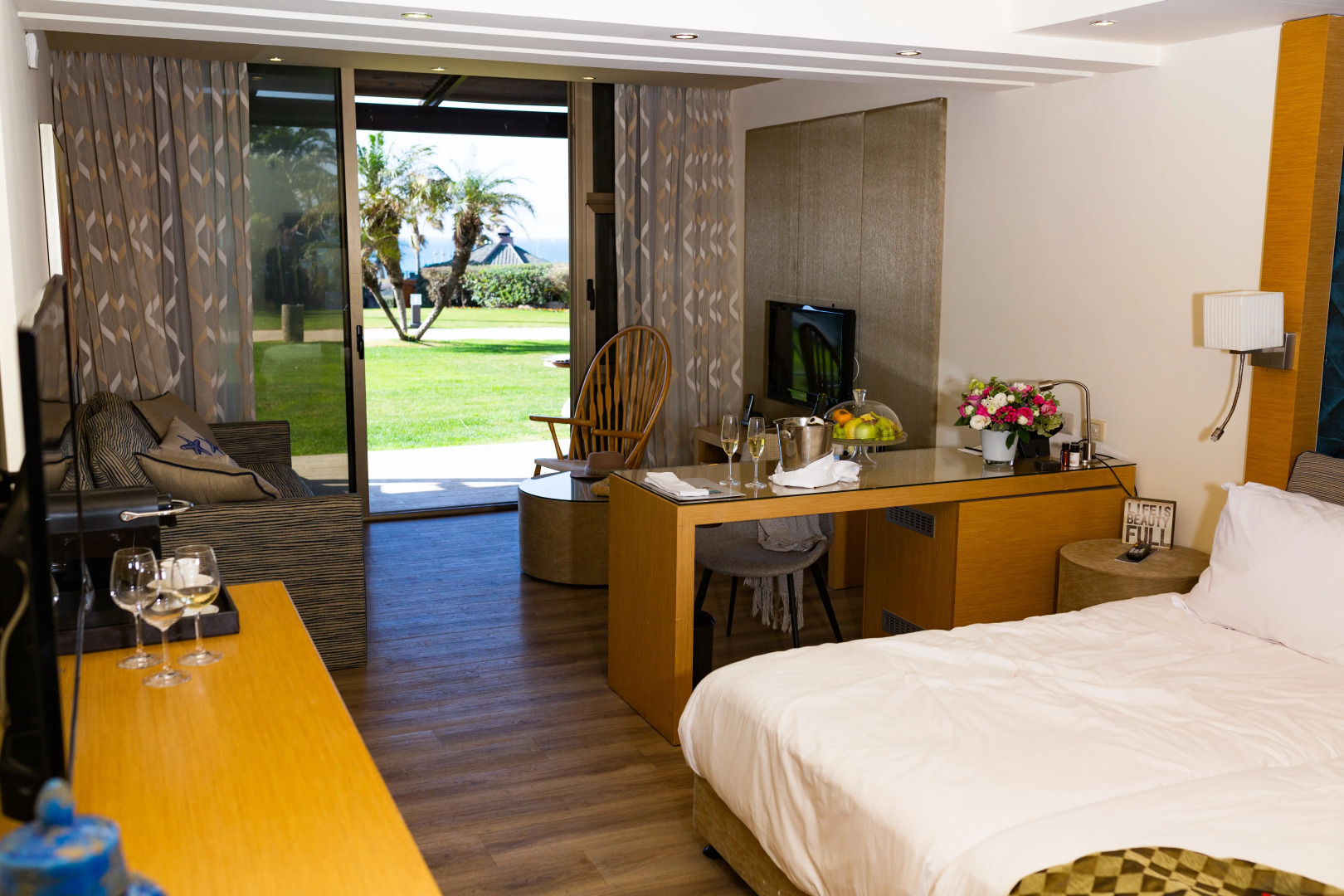 Dan Accadia Herzliya Hotel