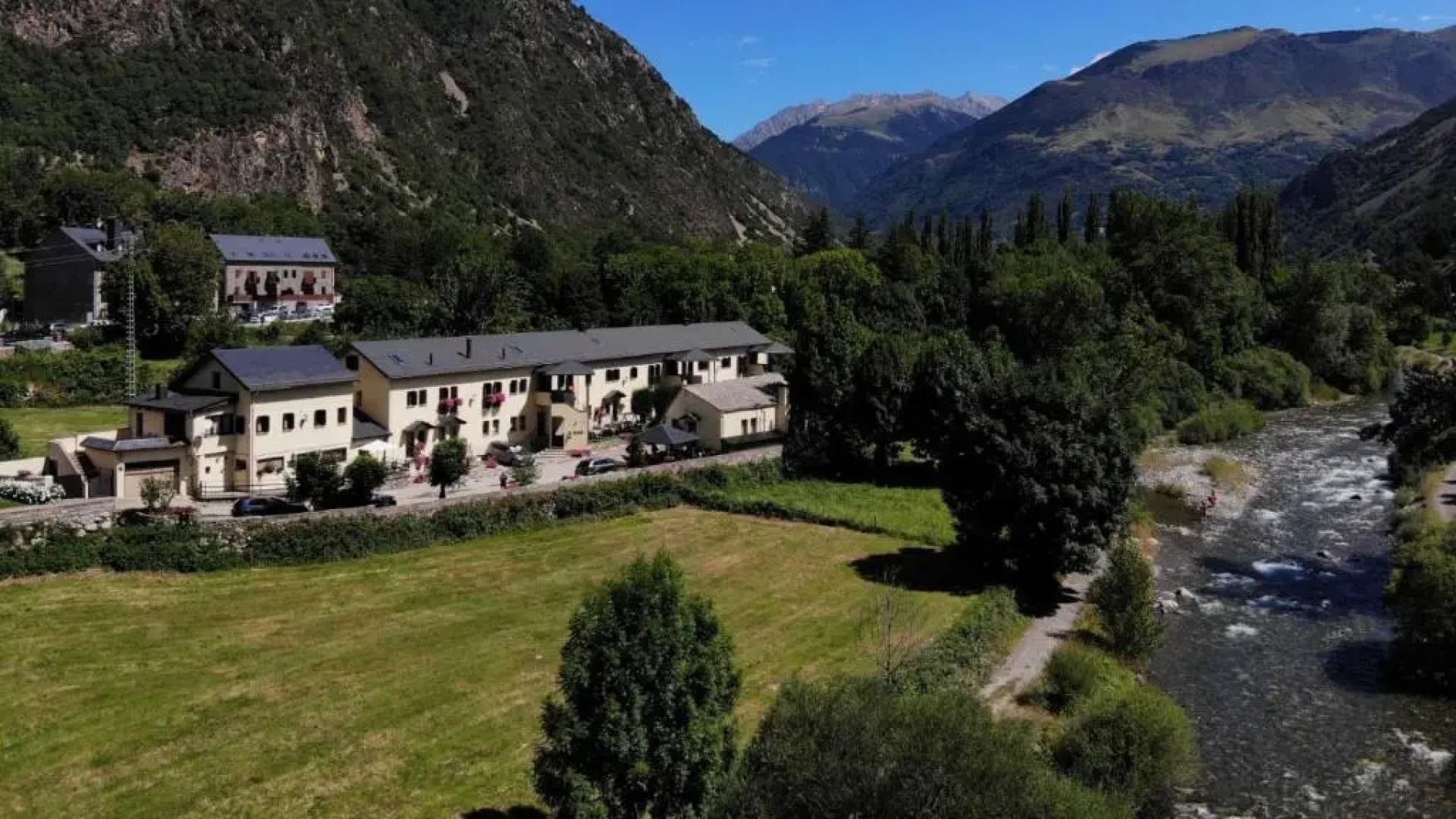 Apartaments Alta Muntanya