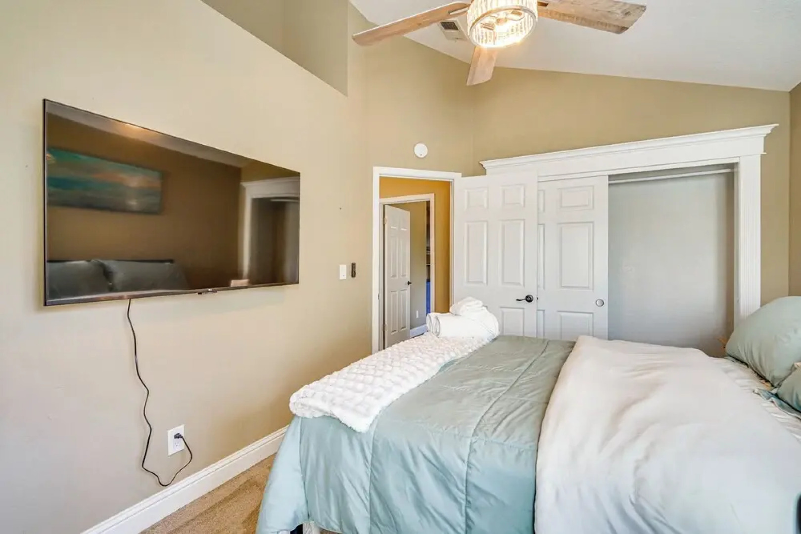 Expansive Tracy Home w/ Patio & Fire Pit!