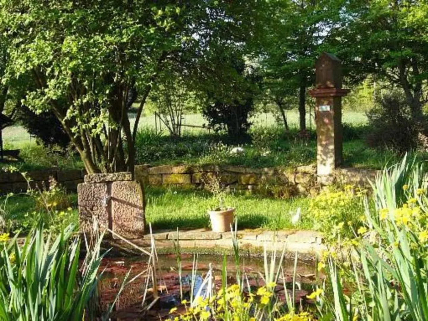 Gasthaus-Pension Zum Brandweiher