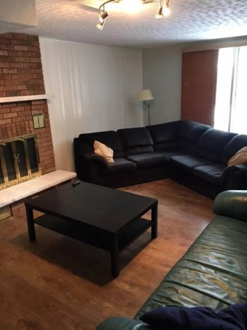 Very Large & Welcoming London Bungalow