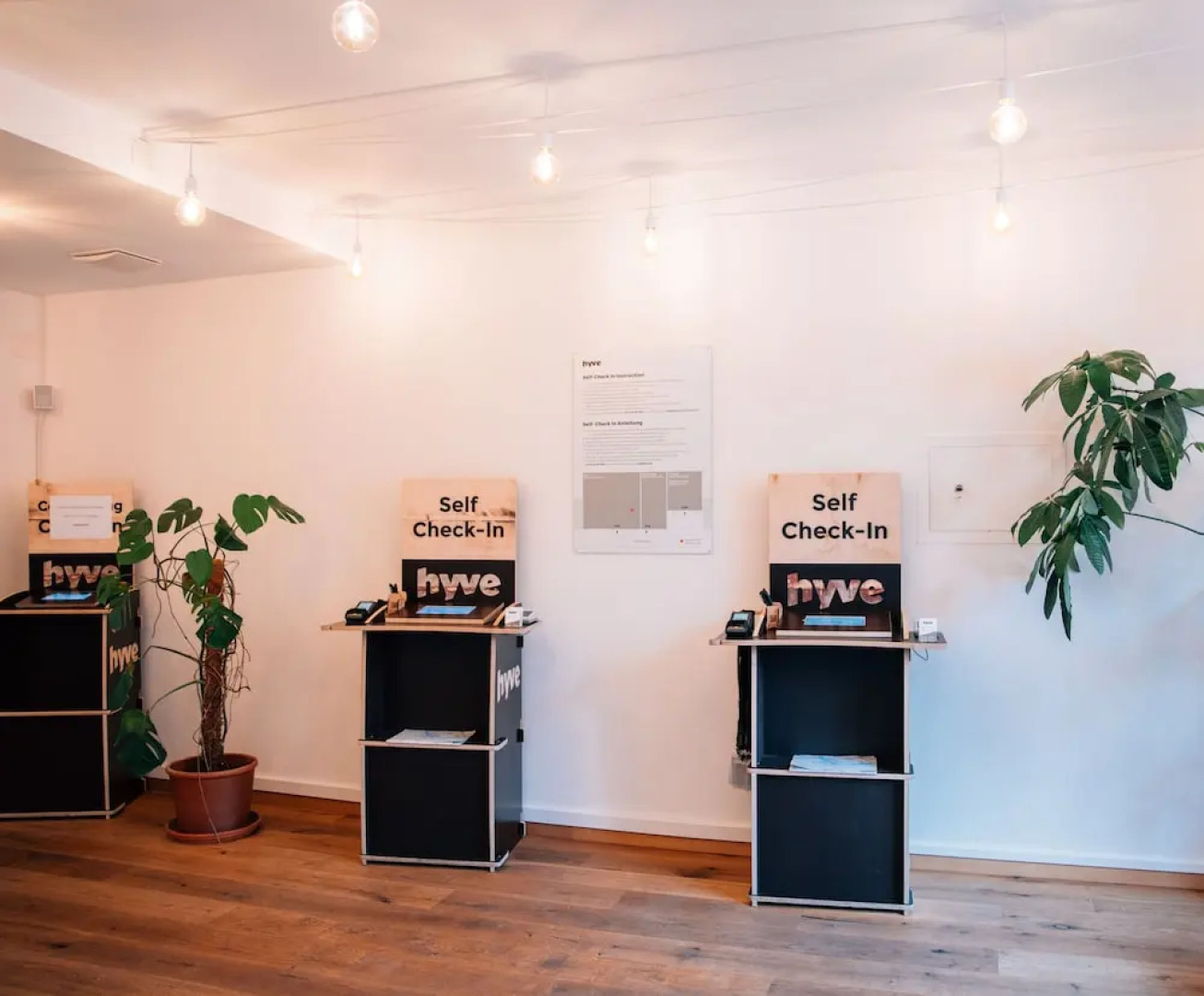 Hyve Hotel Basel - Hostel