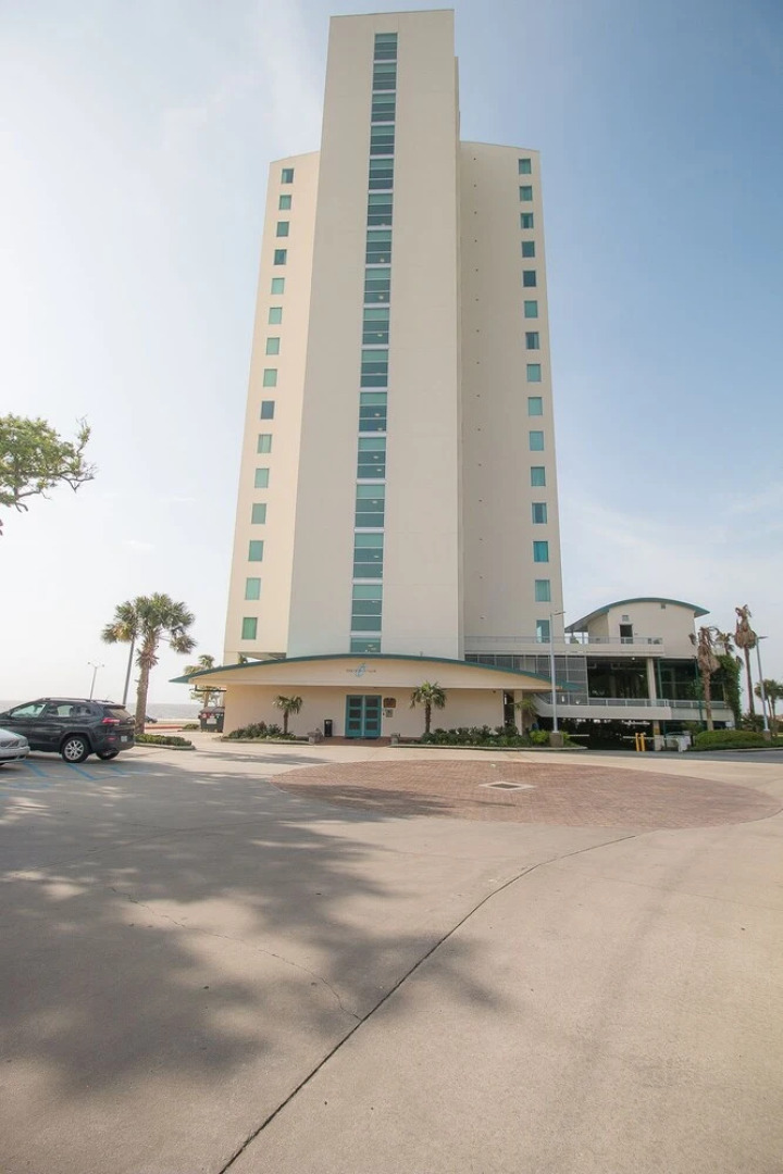 Ocean Club-Ocean Club 301