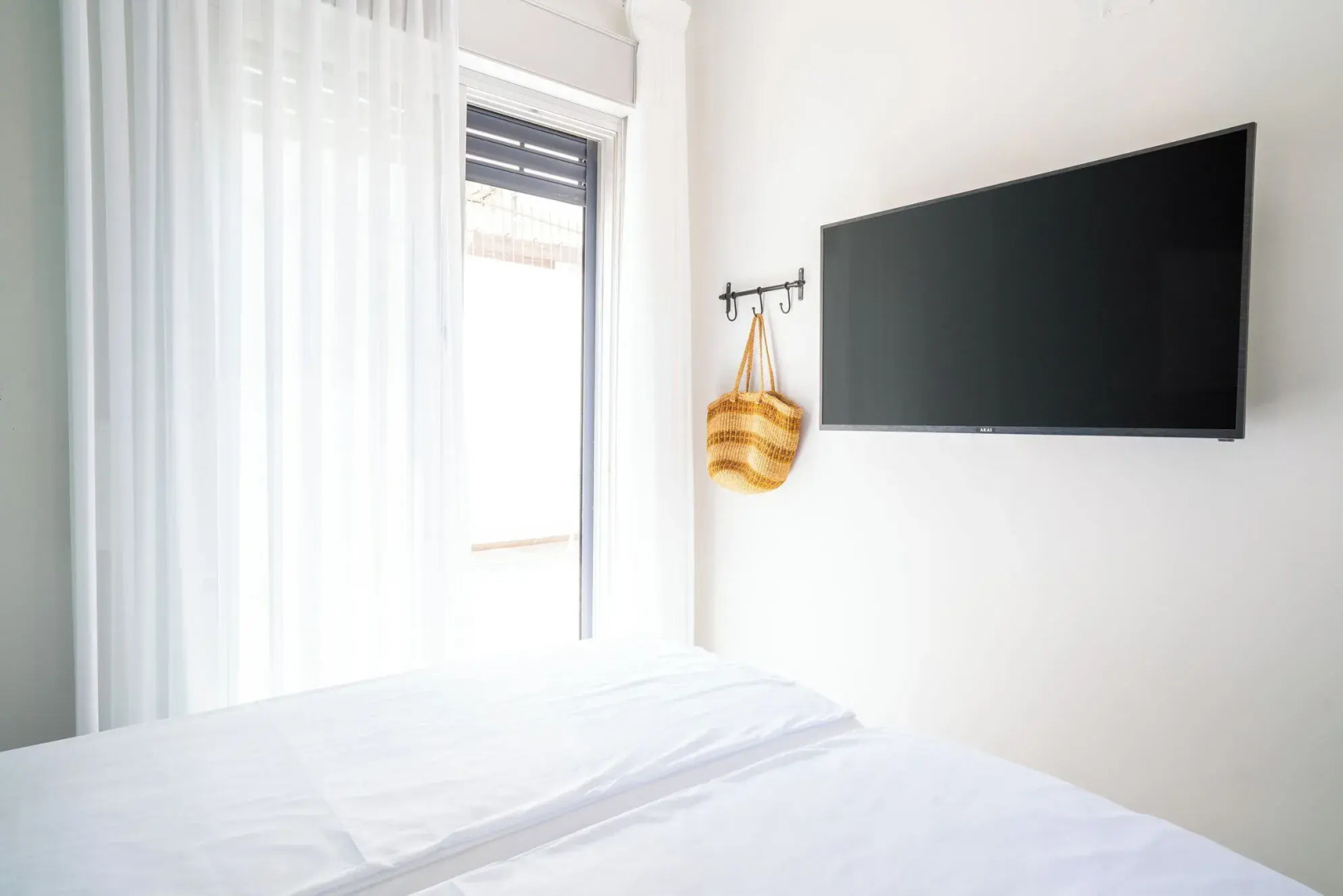 Tranquil Stay Near Beach by Sea N' Rent