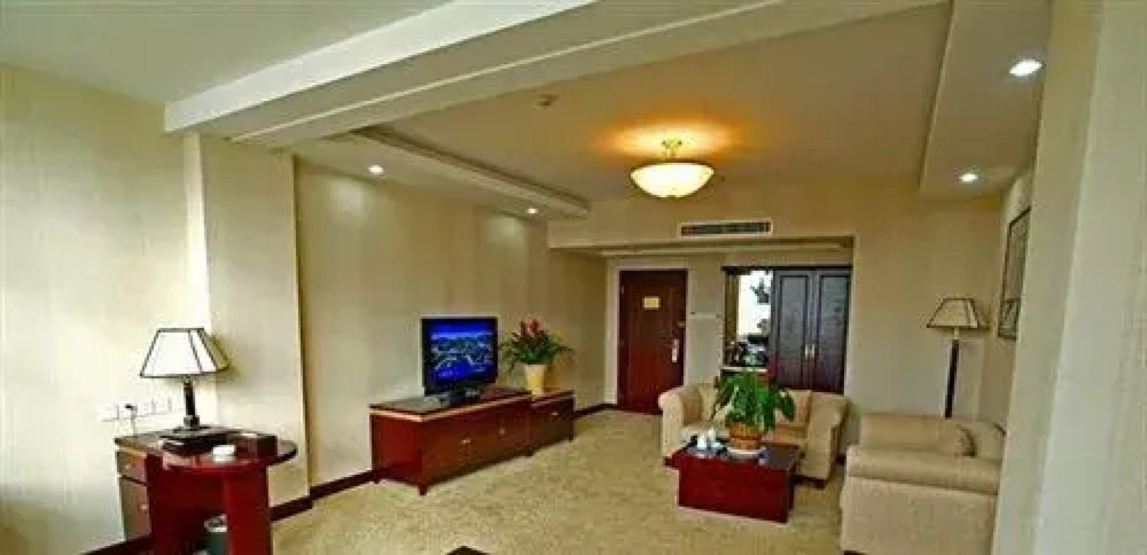 Pingliang Guangcheng Hotel