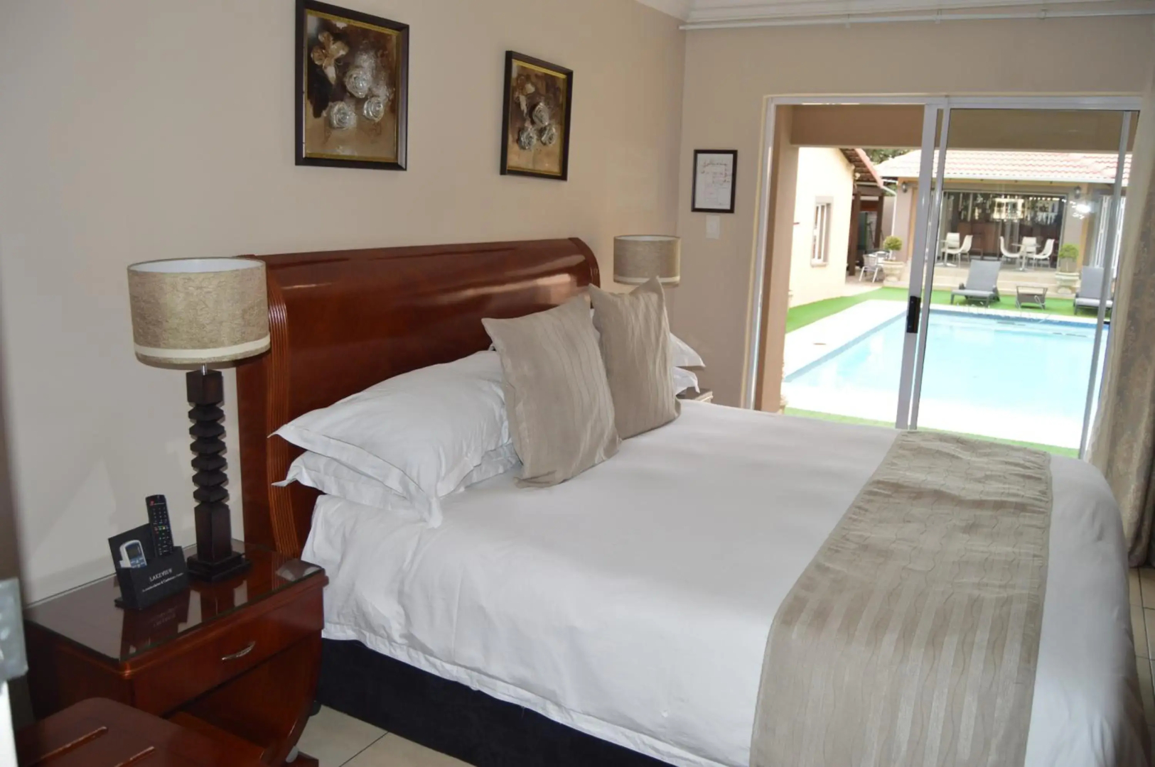 Lakeview Boutique Hotel & Conference Center