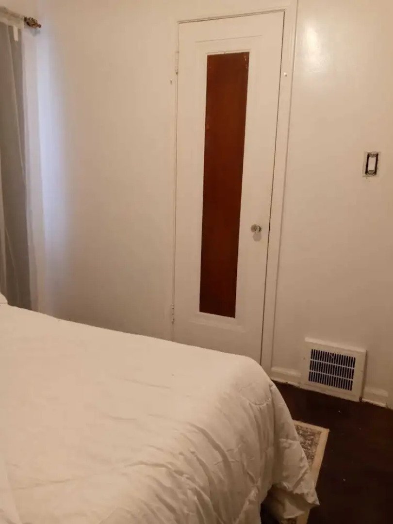 Super Comfy Room at a Great Location