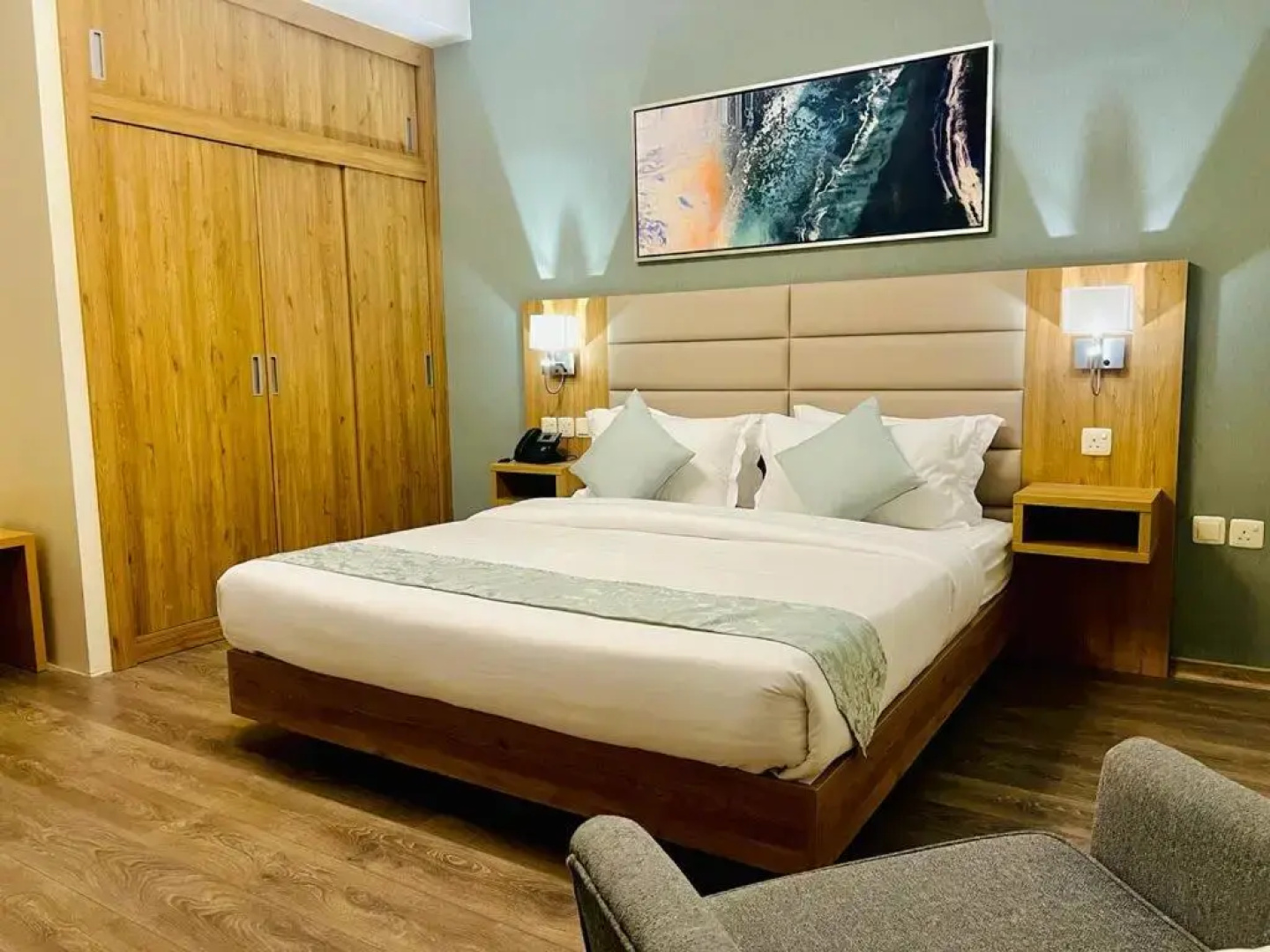 Lolia Hotel