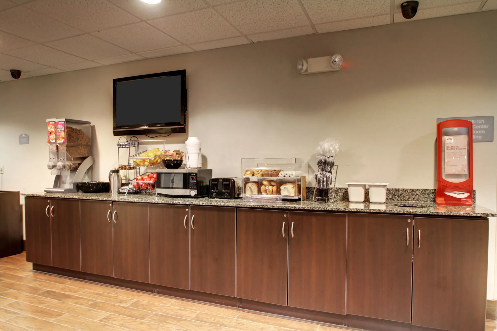 Microtel Inn & Suites by Wyndham Tuscaloosa Near University