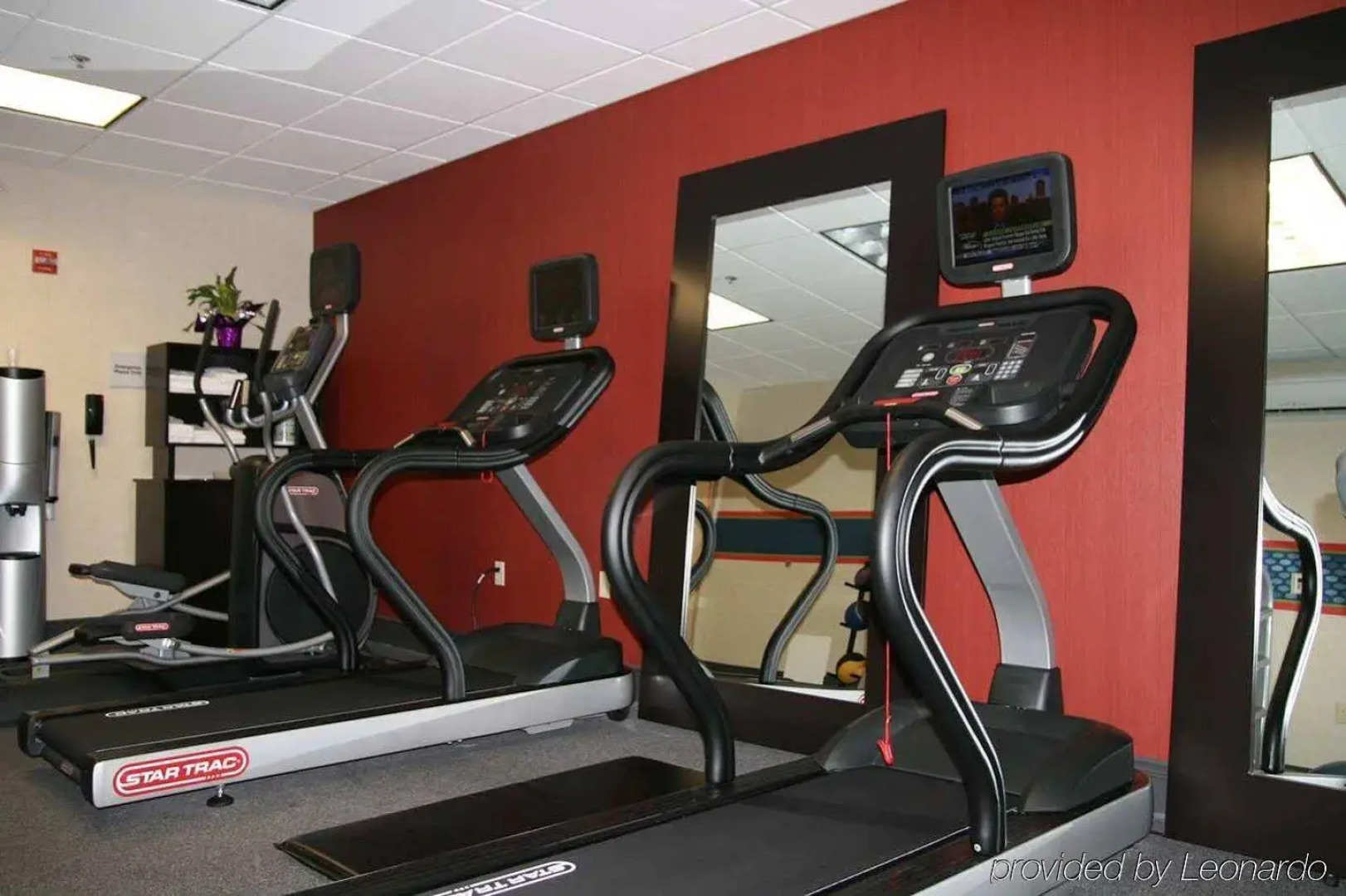 Hampton Inn & Suites Oakland Airport-Alameda