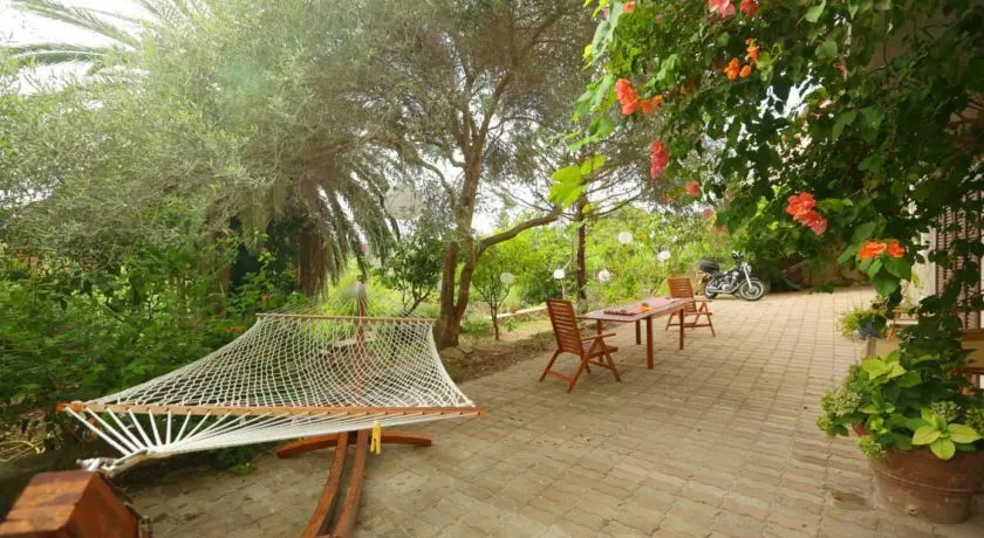 Casa bianca rossa viola