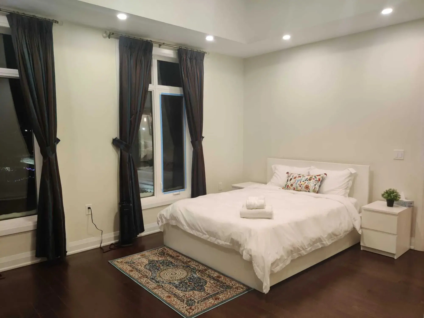 Luxurious Rooms in Pickering