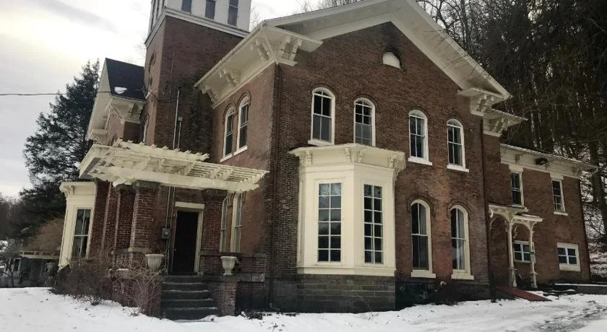 Cook Mansion Bed & Breakfast