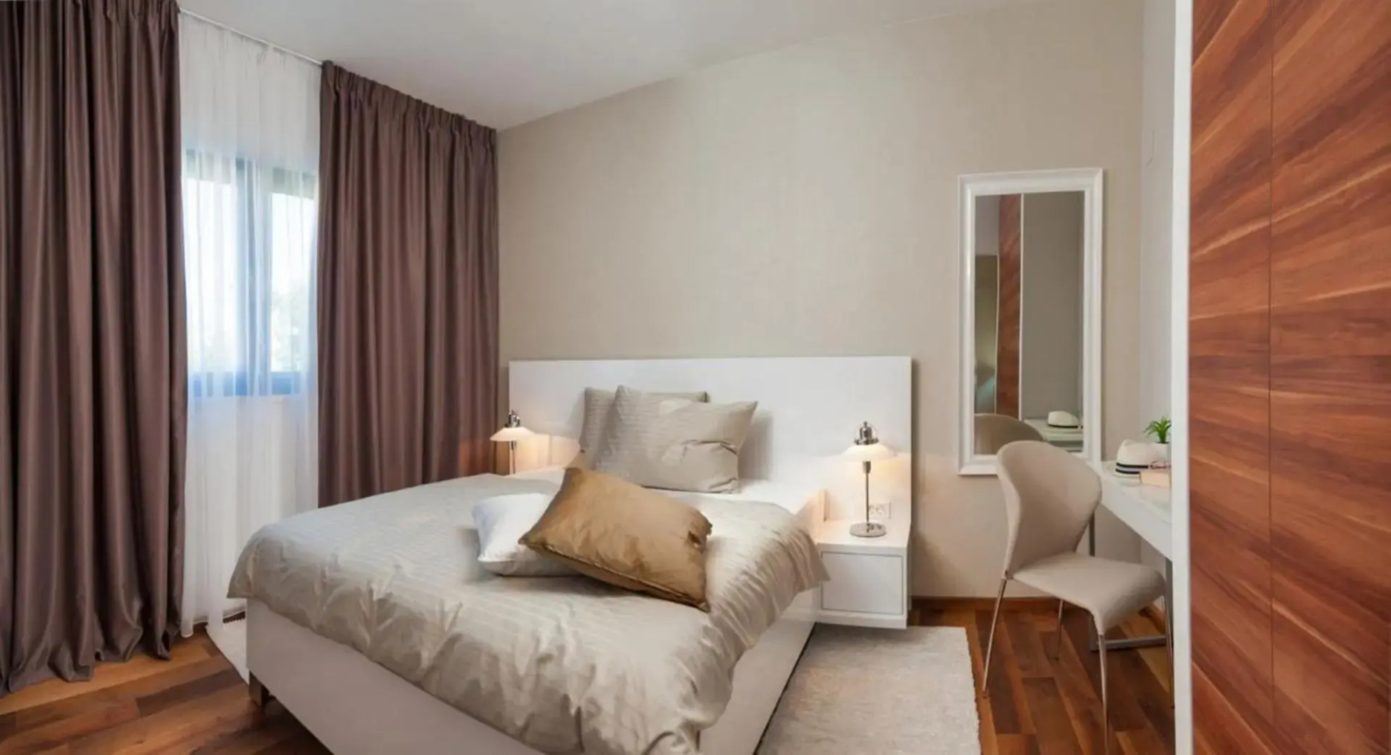 Luxury Beachfront Villa Trogir 2 with private pool, jacuzzi and gym at the beach on Ciovo - Okrug Gornji