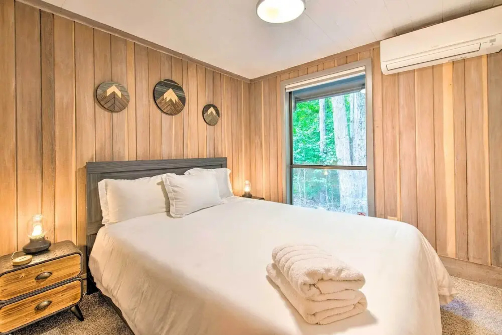 Pet-friendly Pocono Pines Rental w/ Hot Tub!