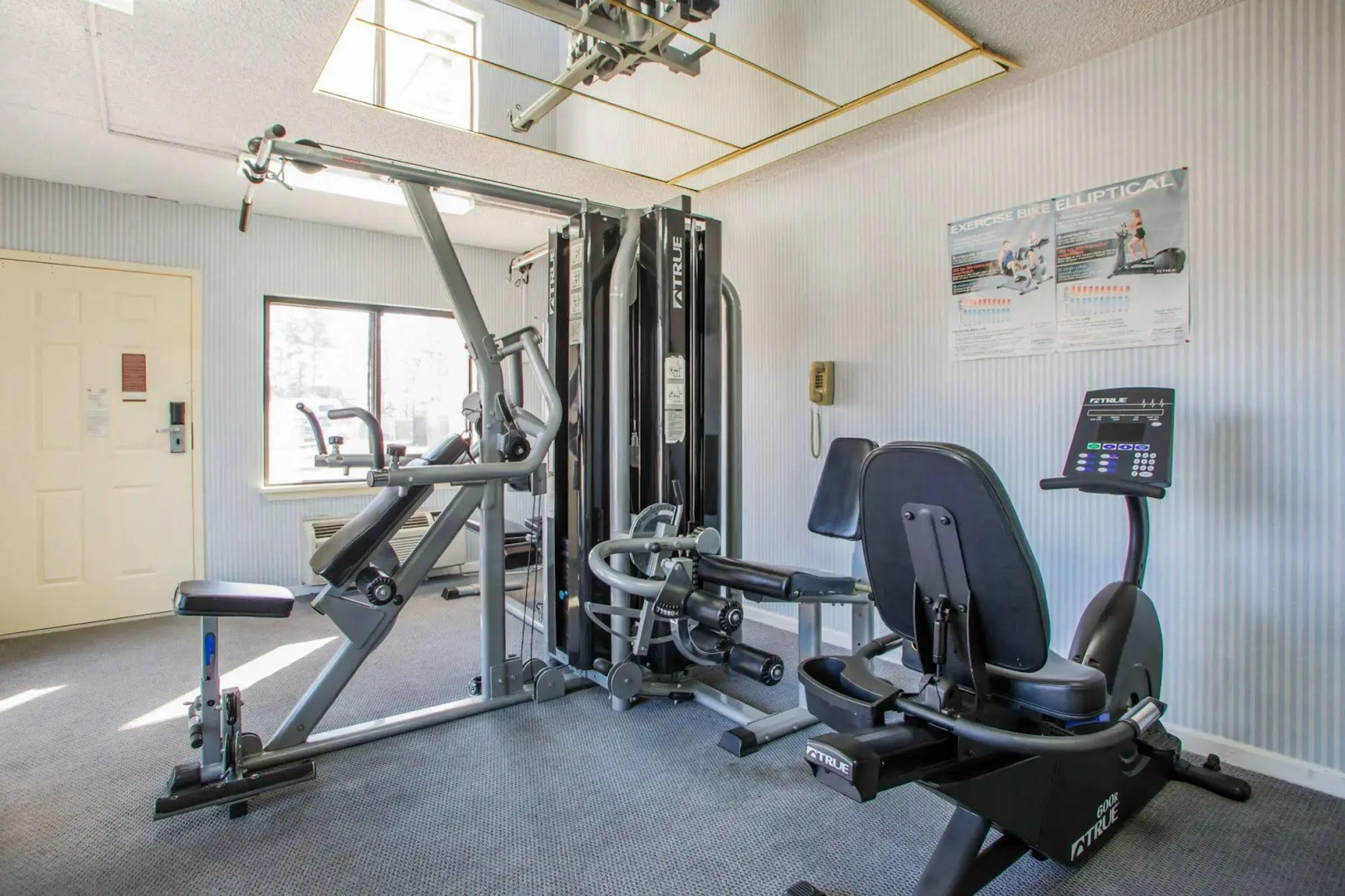 HomeTowne Studios By Red Roof Egg Harbor–Atlantic City Airport