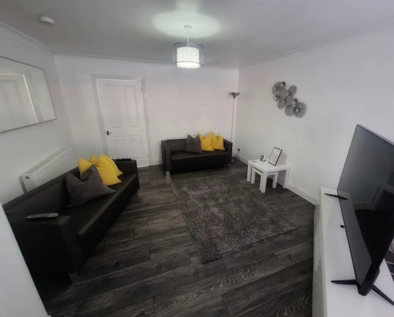 Cozy Shotts House With 2 Bedrooms