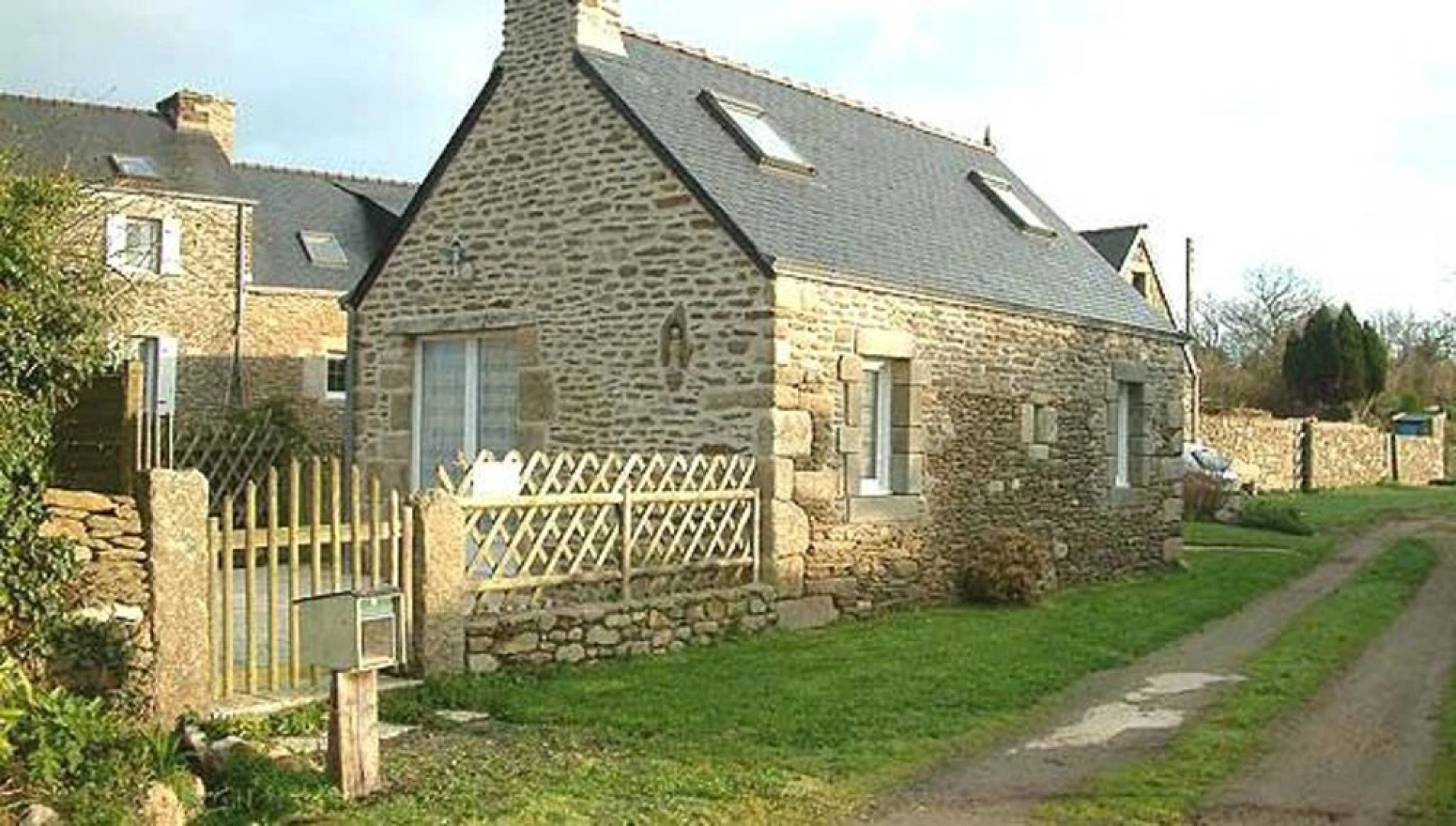 House With 2 Bedrooms in Plougonvelin, With Wonderful sea View, Enclos